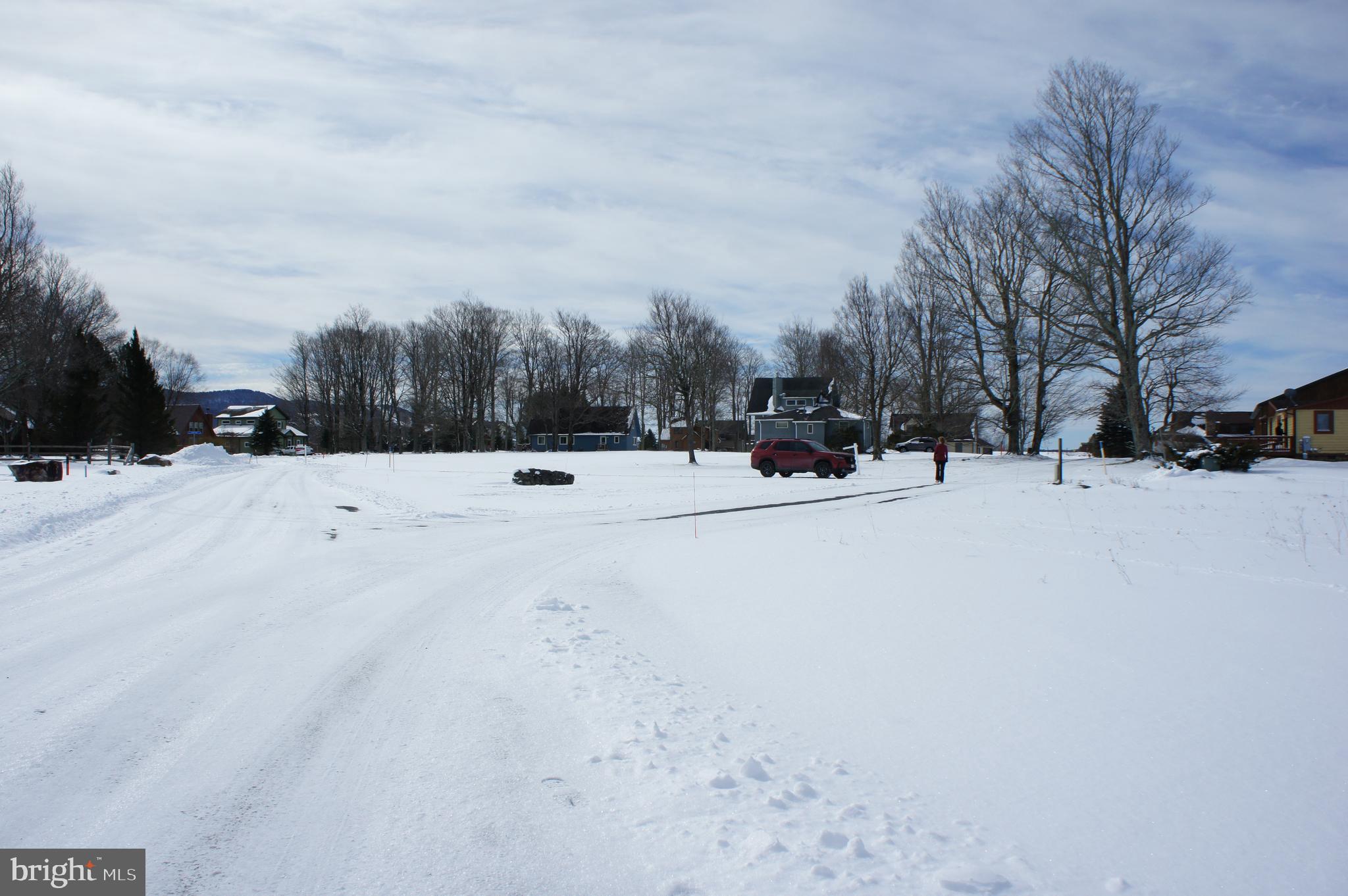 WINDWOOD FLY IN RESORT - Land