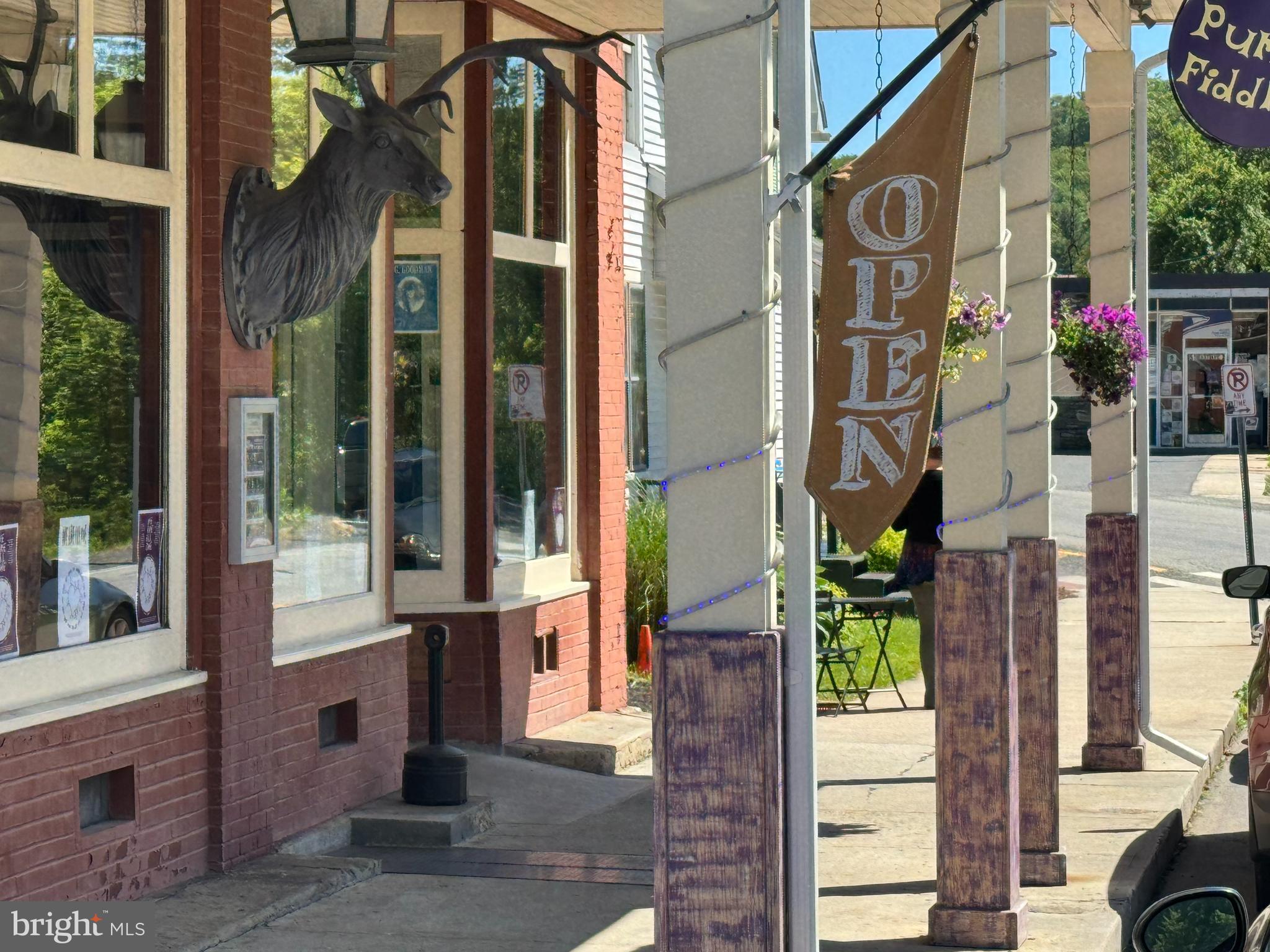 WINDWOOD FLY IN RESORT - Land