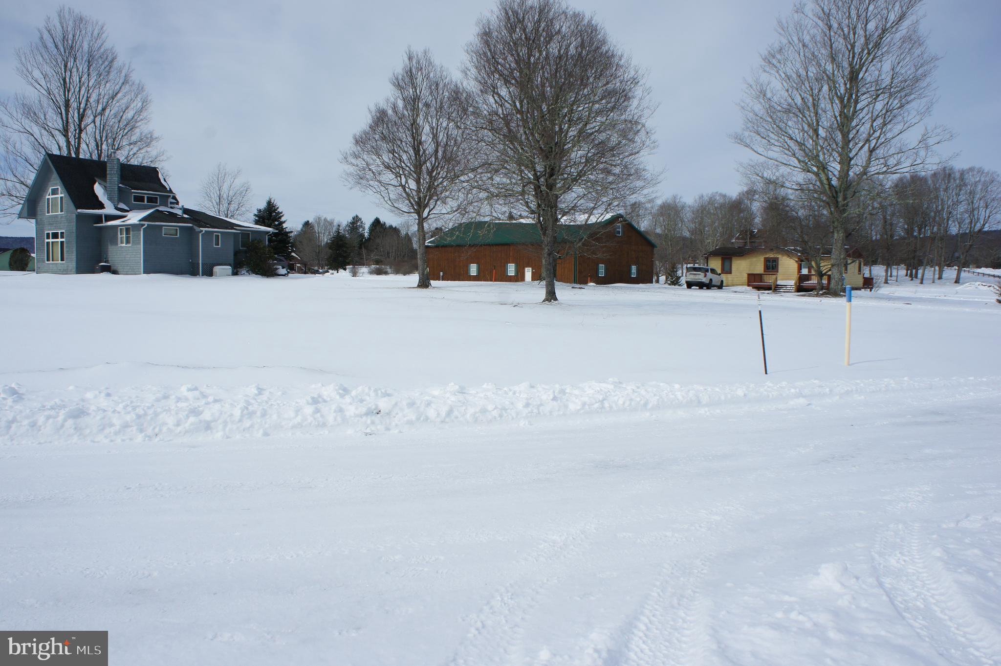 WINDWOOD FLY IN RESORT - Land