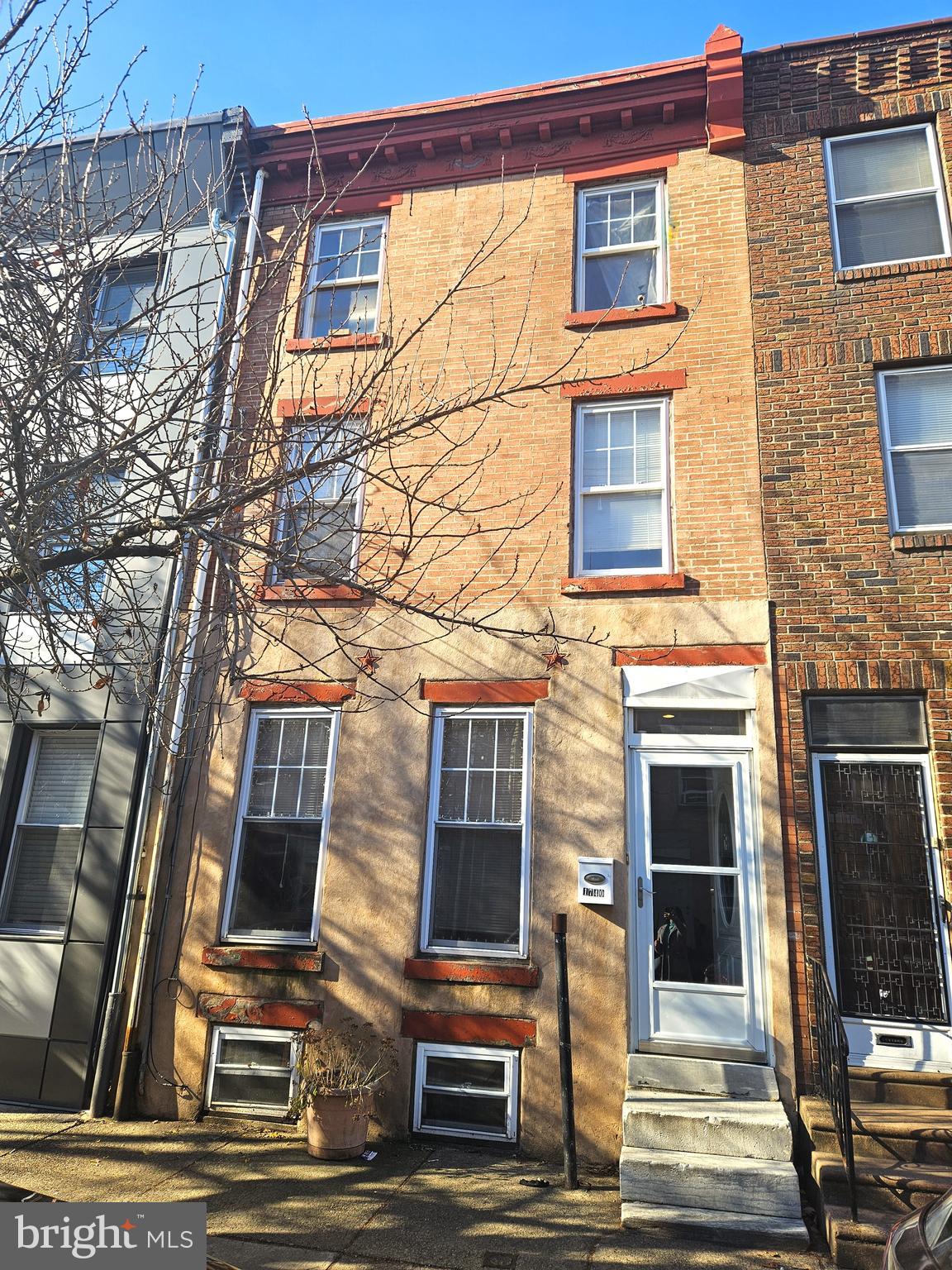 1740 N 3rd Street property situated just a few minutes walk from Olde Kensington one of Philadelphia's most desirable locations. Right in the middle new developments and electric energy living this 4 bedroom 1.5 bath home is perfect for anyone looking to purchase in a booming area . Being offered AS IS; this home is ideal for investors or homebuyers alike that are willing to put in a bit of TLC to make this property their dream home Easily add your own personal touch and flair and make this house a home to live in for years to come. Also perfect for the investor looking to add a great investment to their portfolio with renovated comps in the $400K + range.
Please do not go to the backyard since there is a dog. Vacant lot behind property isn't included but there is an option to purchase it from the housing authority. Owner has an agreement with them to maintain the lot and they can use it.