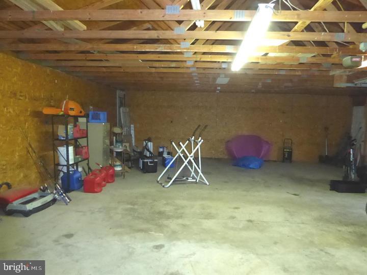 THE POINTS - Residential