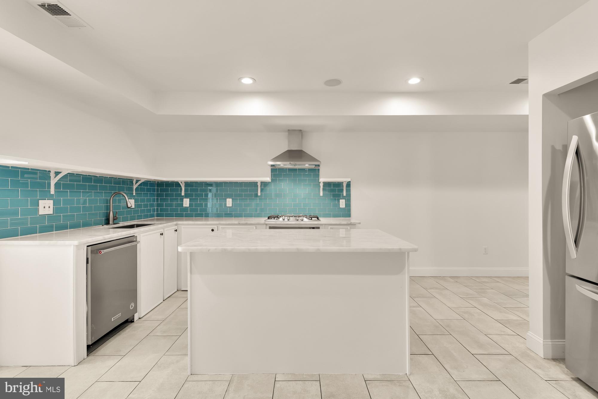 TRINIDAD - Residential Income