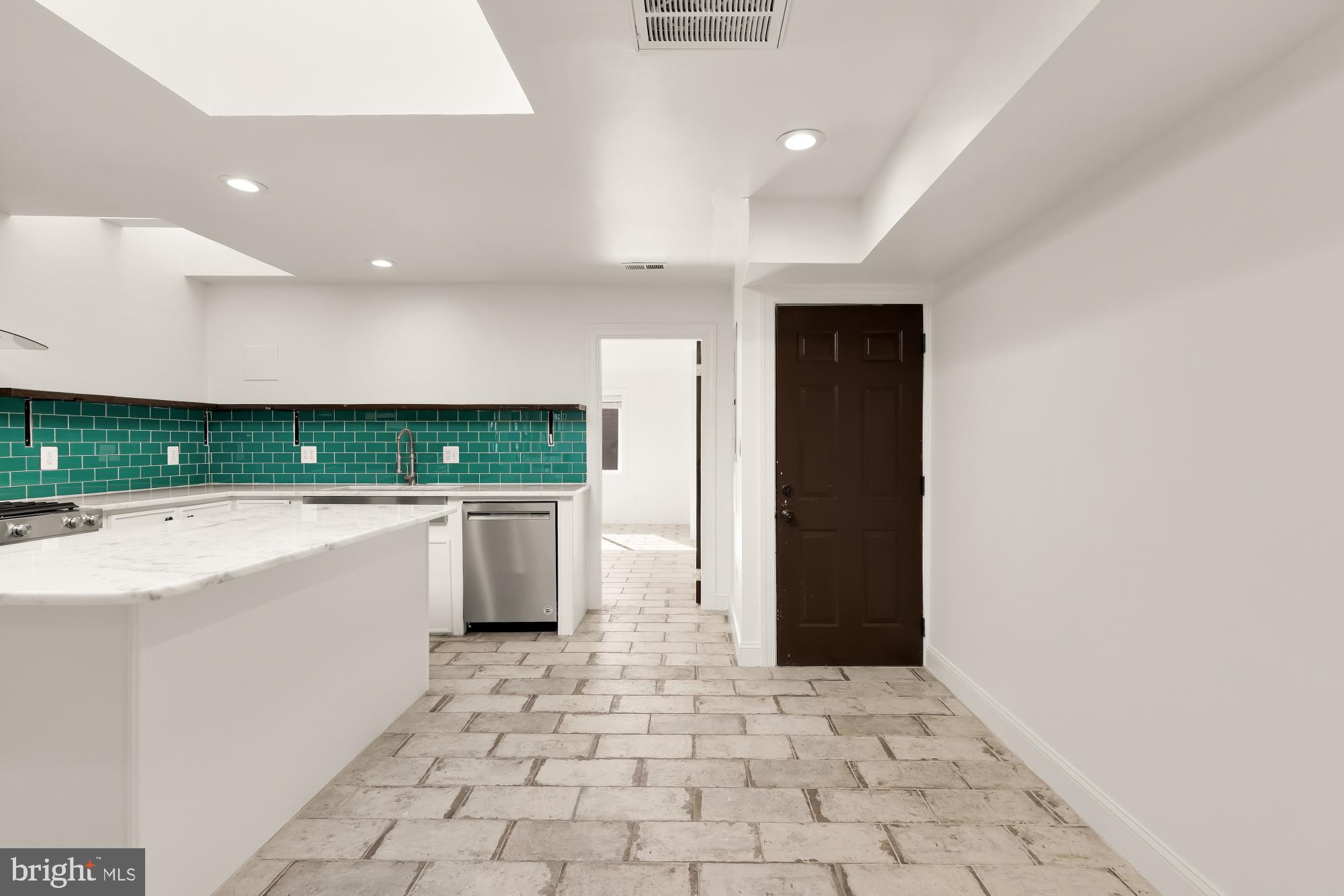 TRINIDAD - Residential Income