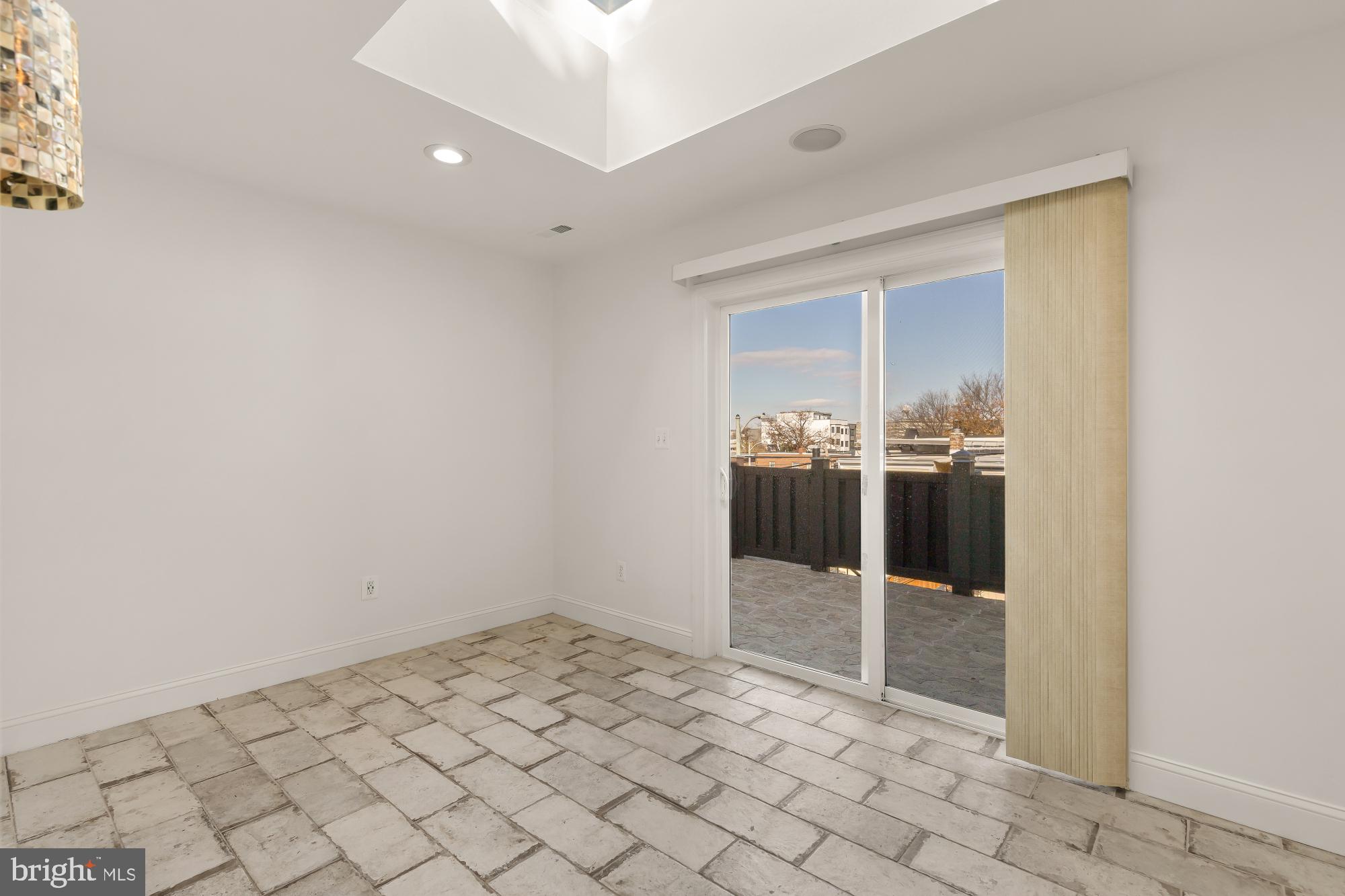 TRINIDAD - Residential Income