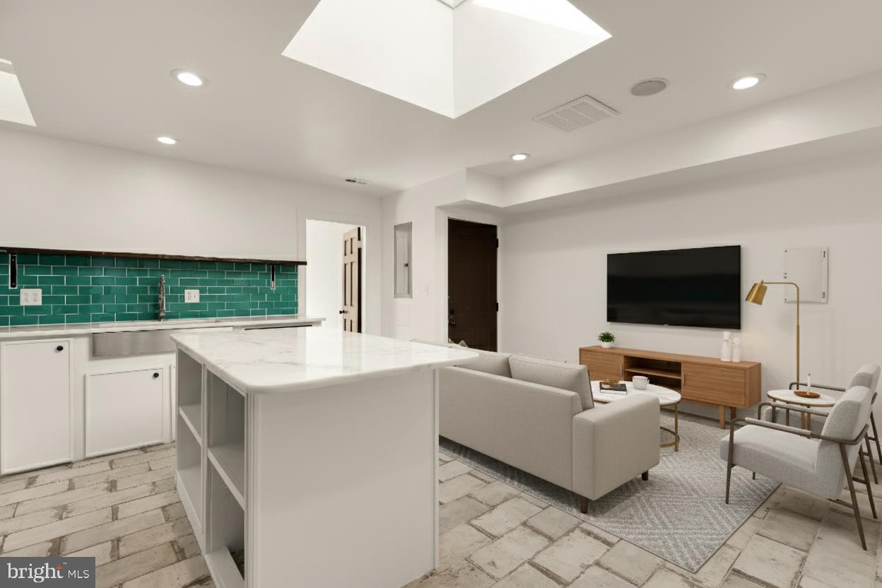 TRINIDAD - Residential Income