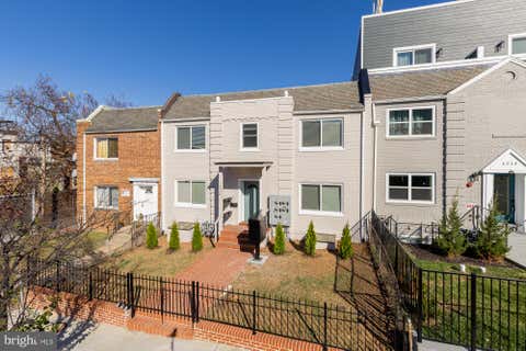 Multifamily For Sale - 1210 Meigs Place<br/> WASHINGTON, DC 20002