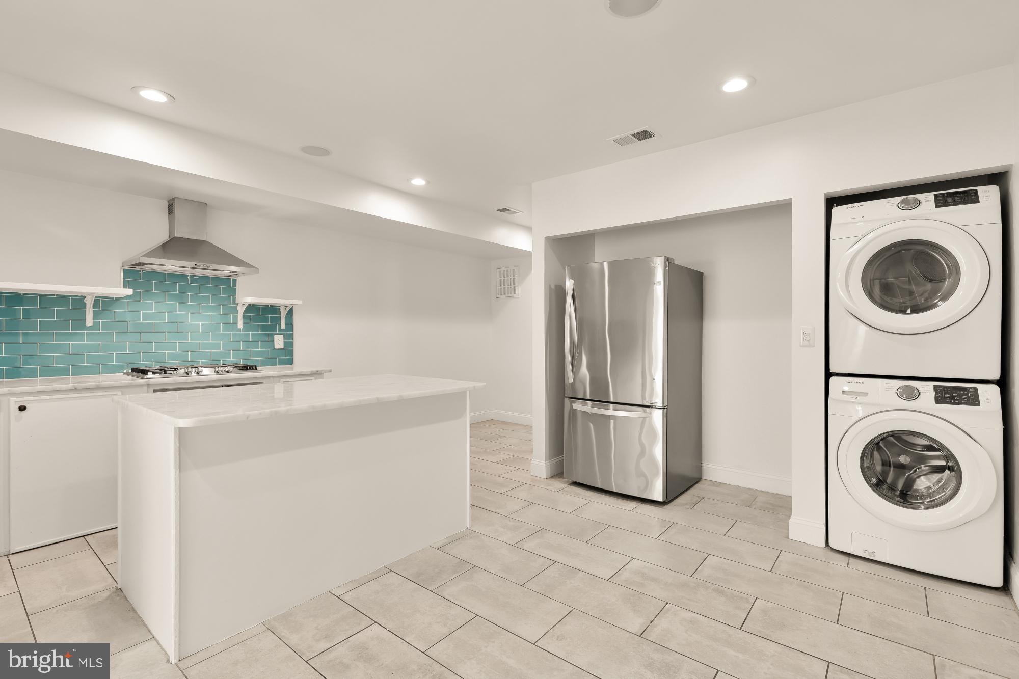 TRINIDAD - Residential Income