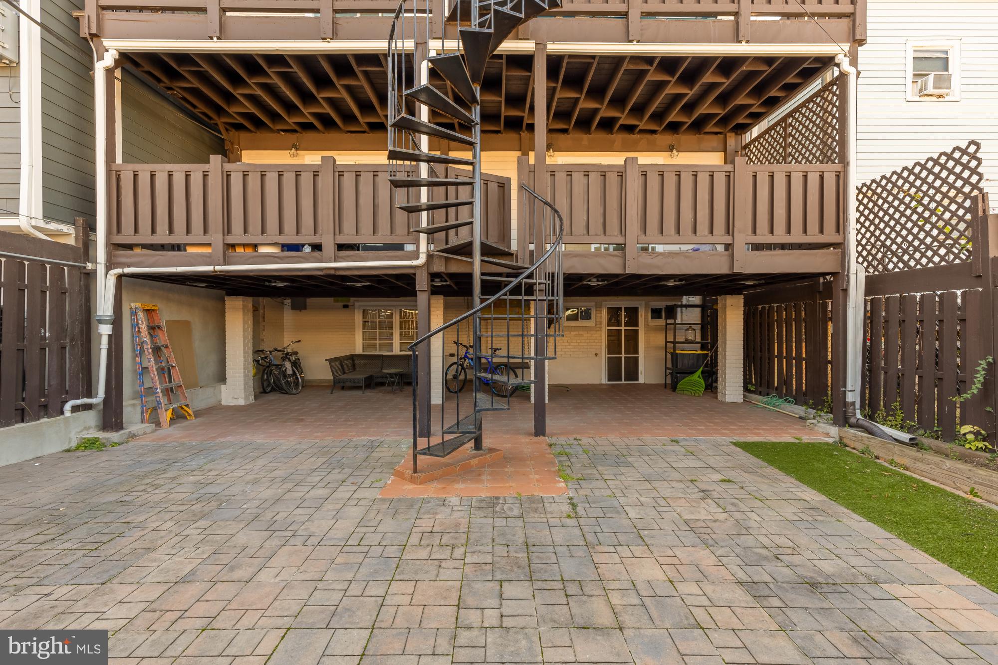 TRINIDAD - Residential Income