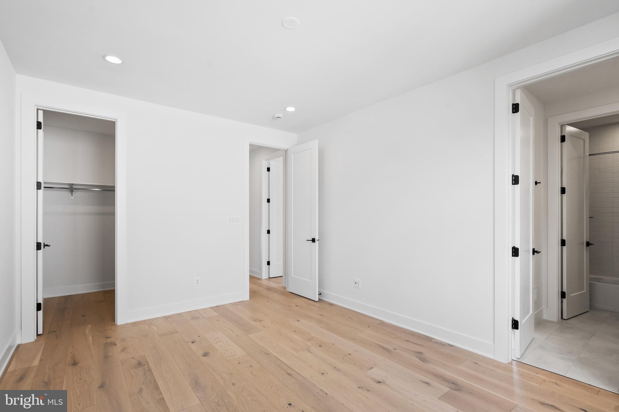 THE GROVE AT DOMINION HILLS - Residential Lease