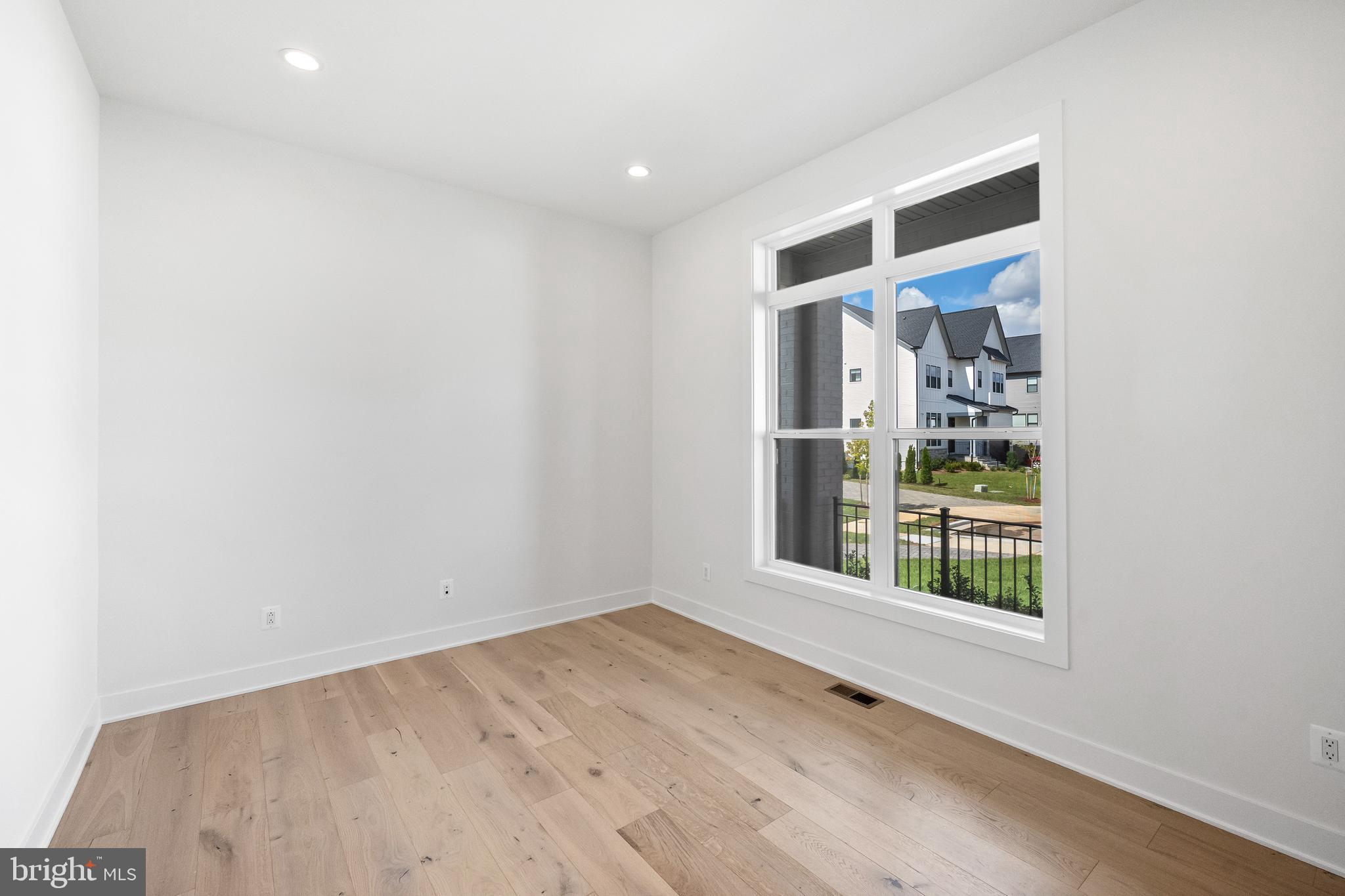 THE GROVE AT DOMINION HILLS - Residential Lease