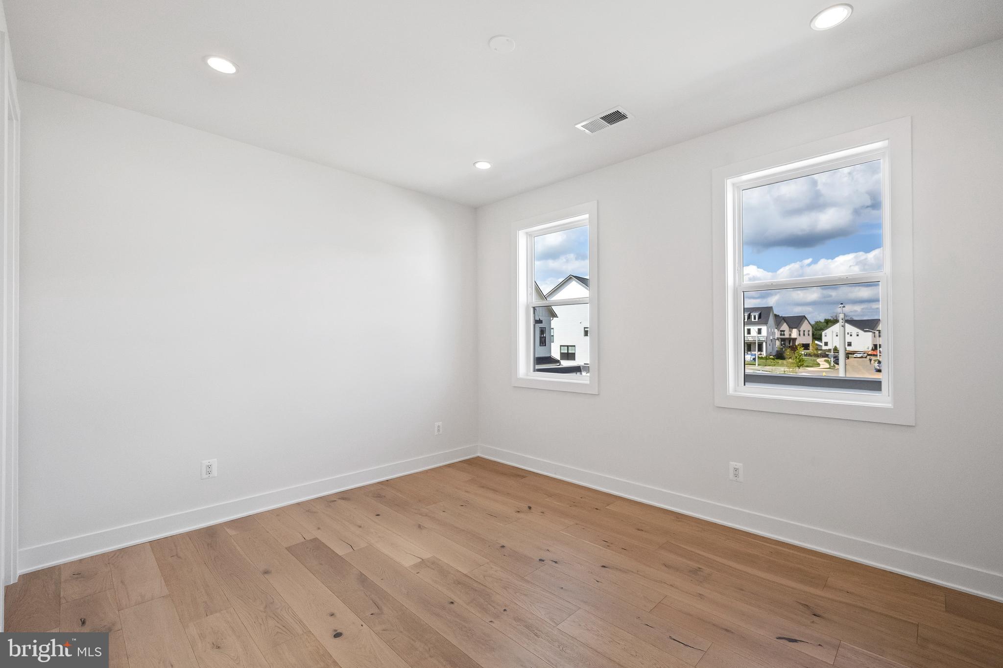 THE GROVE AT DOMINION HILLS - Residential Lease