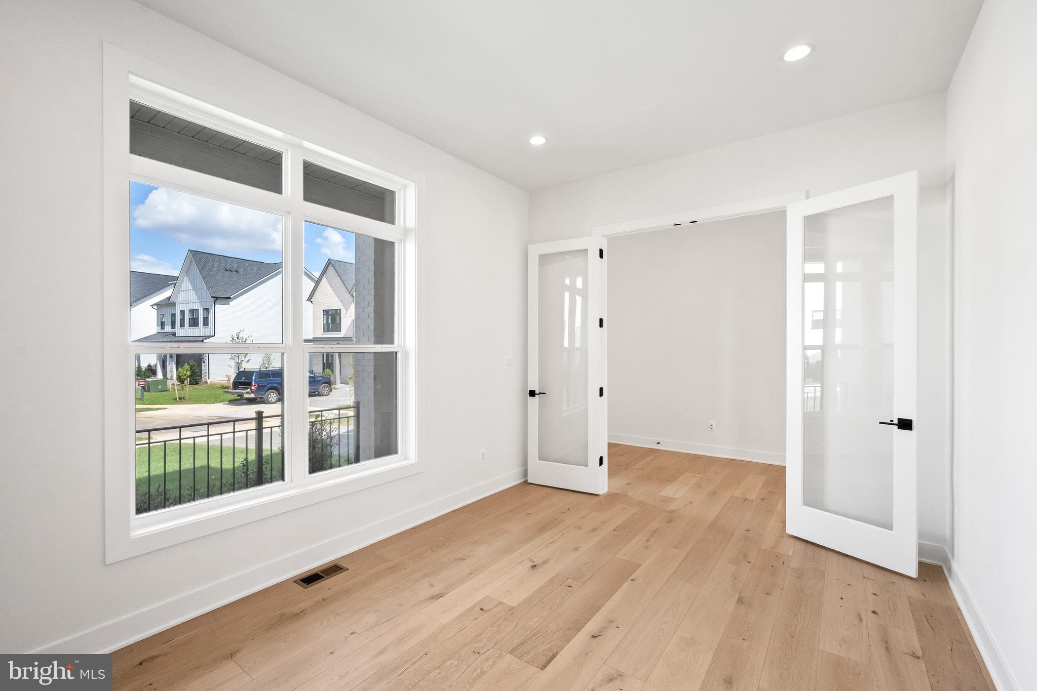 THE GROVE AT DOMINION HILLS - Residential Lease