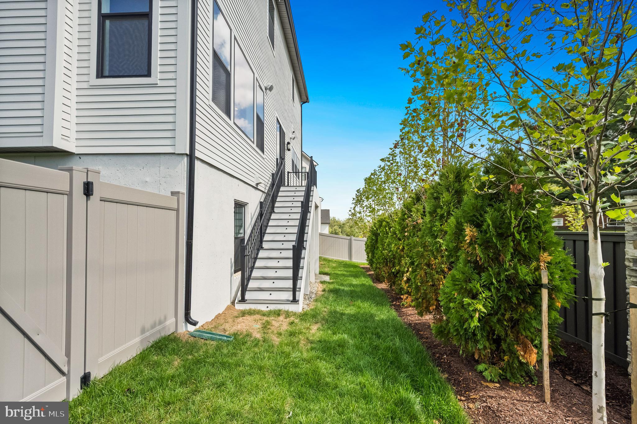 THE GROVE AT DOMINION HILLS - Residential Lease