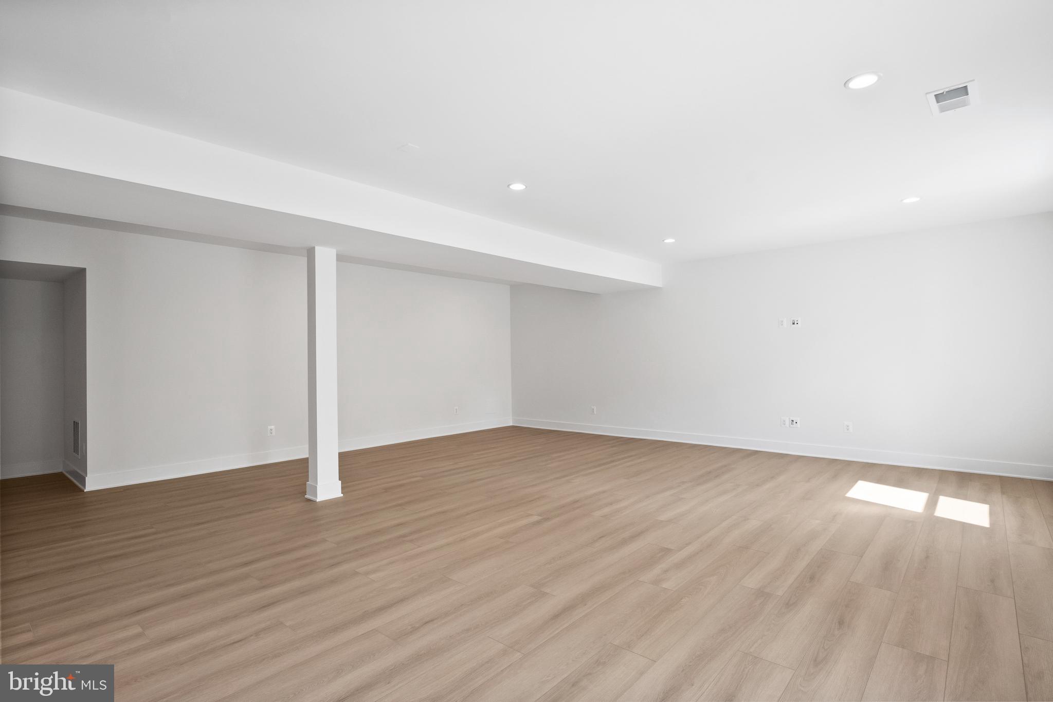 THE GROVE AT DOMINION HILLS - Residential Lease