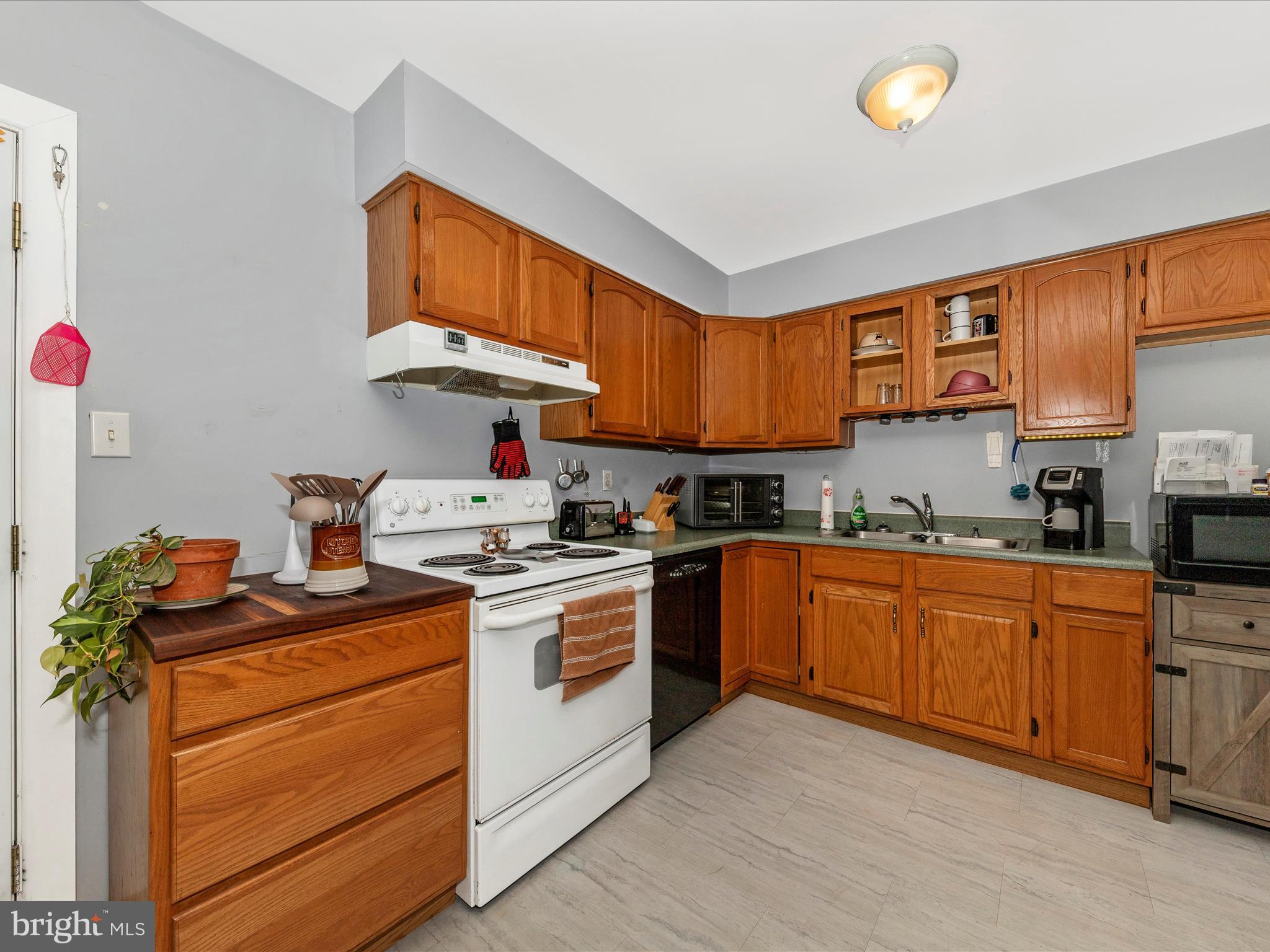 FAIRGROUND VILLAGE - Residential