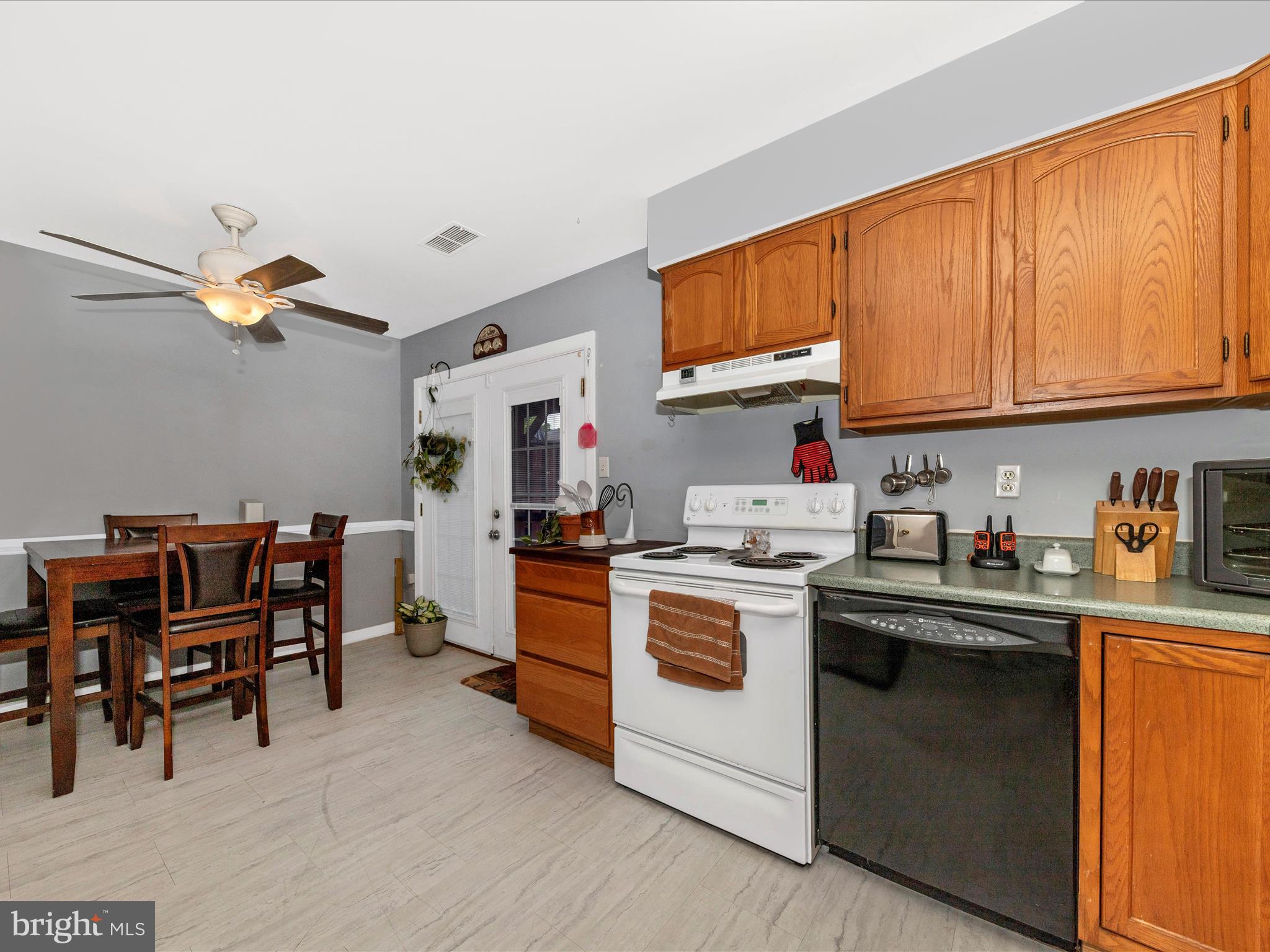 FAIRGROUND VILLAGE - Residential