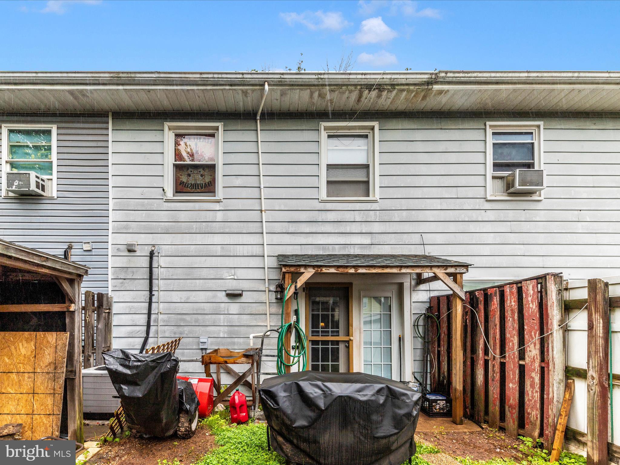 FAIRGROUND VILLAGE - Residential