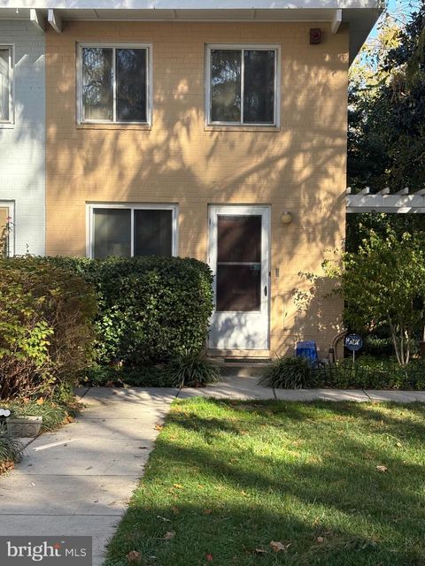 813 3RD STREET SW 317 WASHINGTON DC 20024