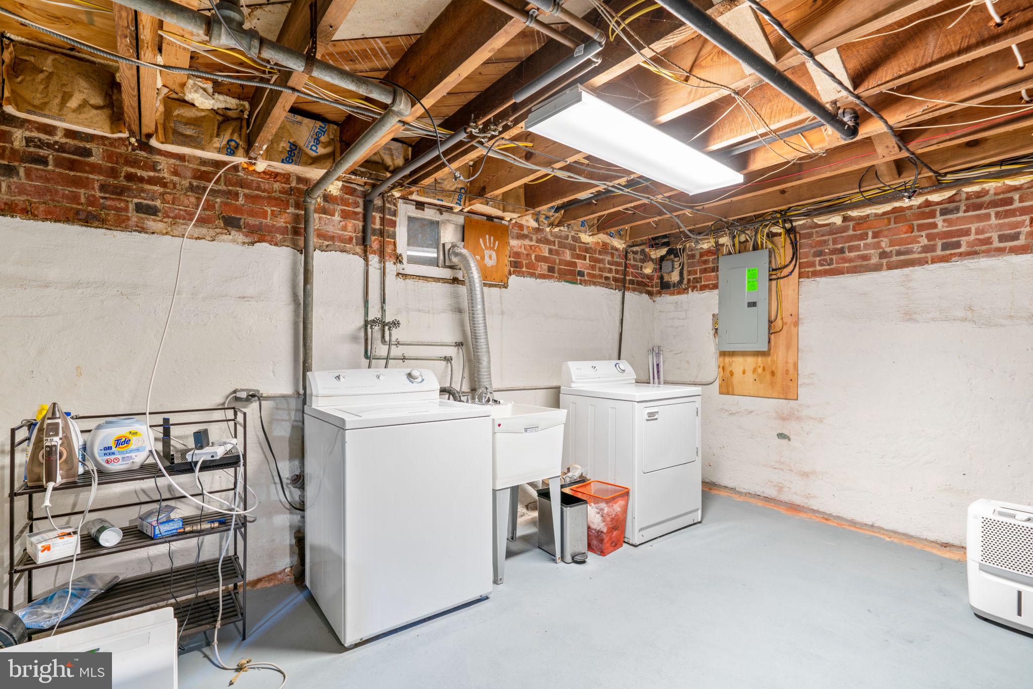 STONELEIGH - Residential