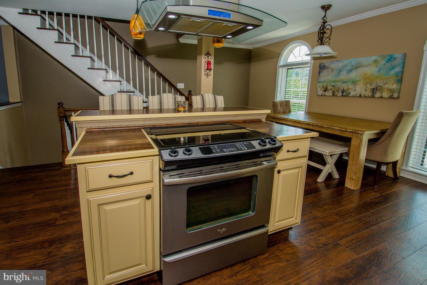 WILLOWCREST - Residential