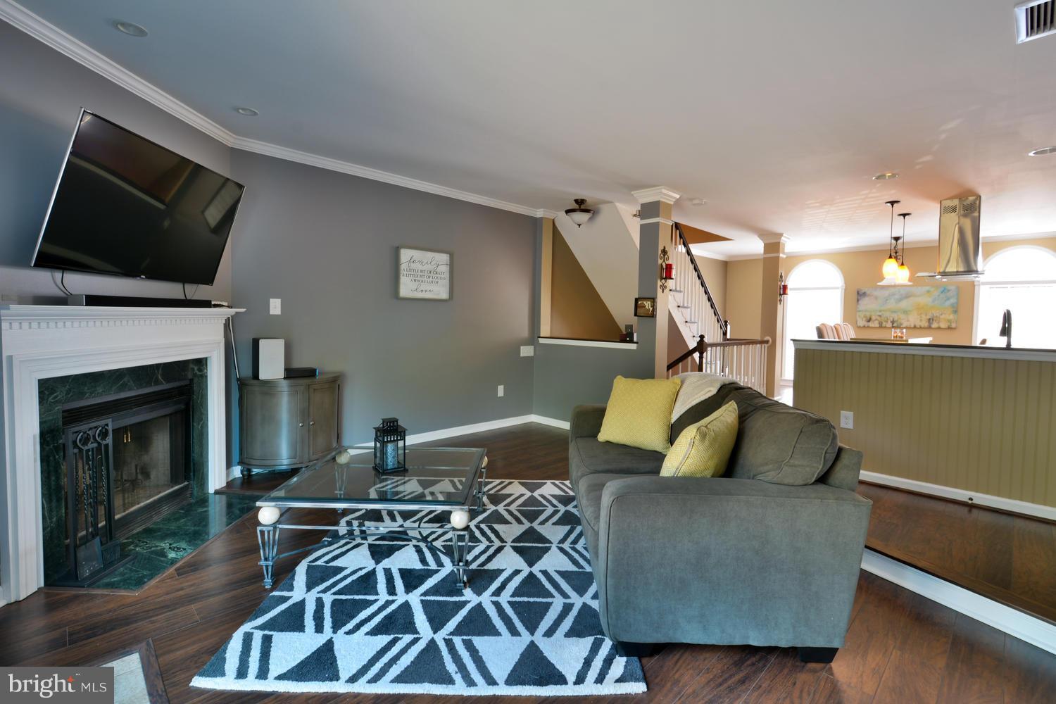 WILLOWCREST - Residential