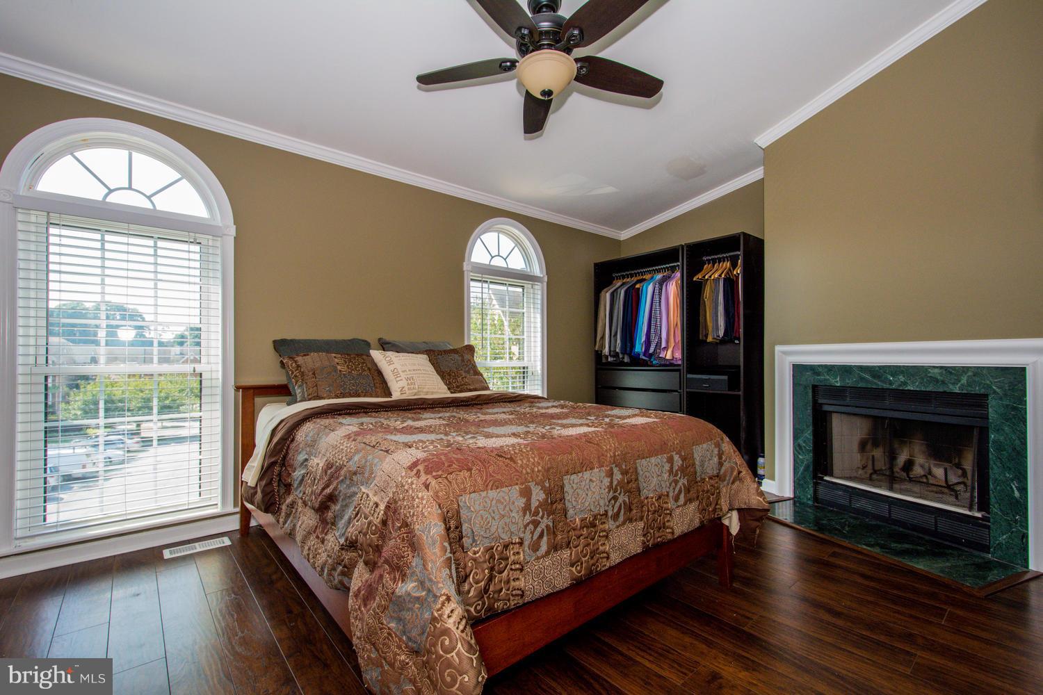 WILLOWCREST - Residential