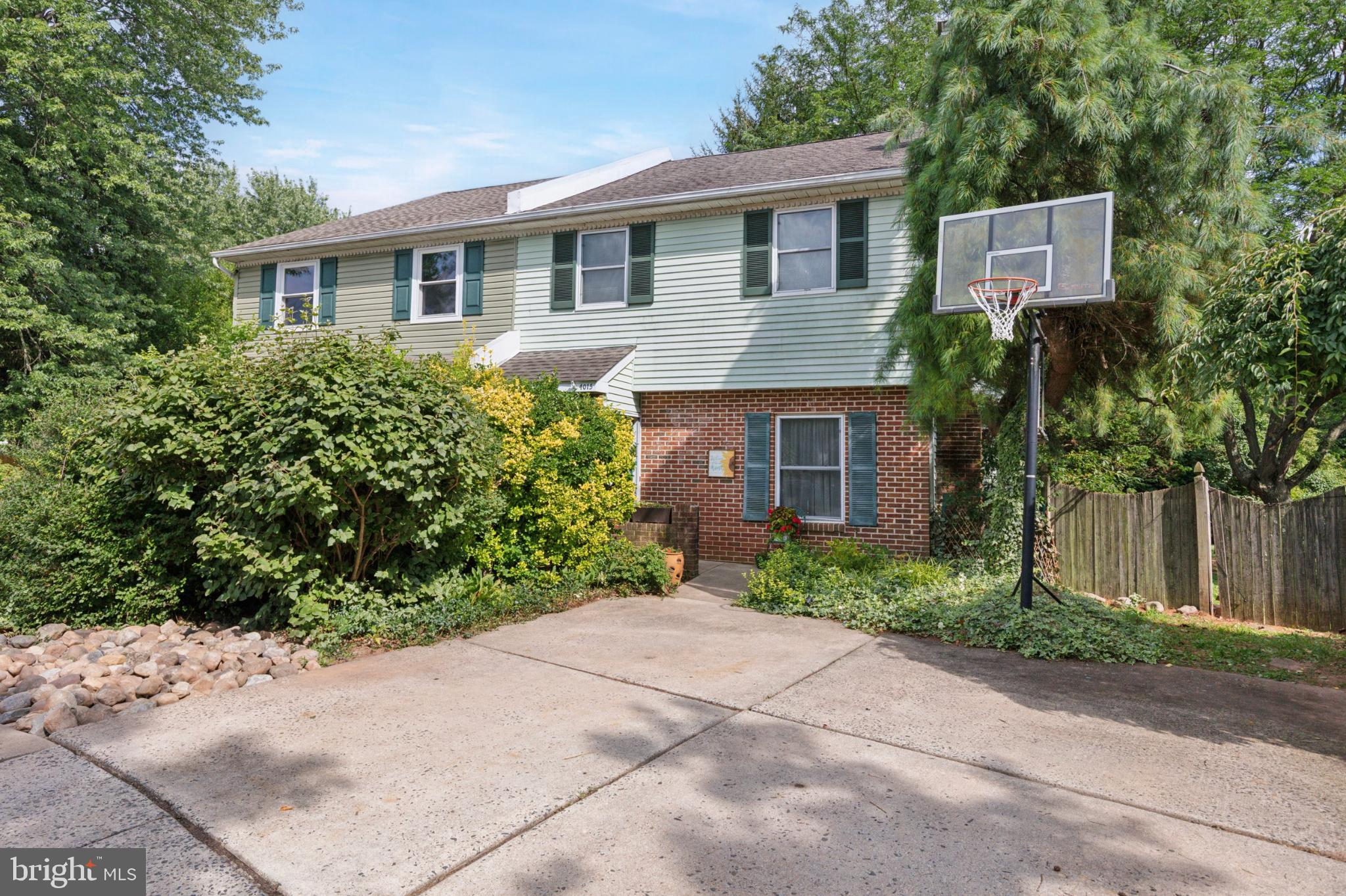 FAIR HILLS - Residential
