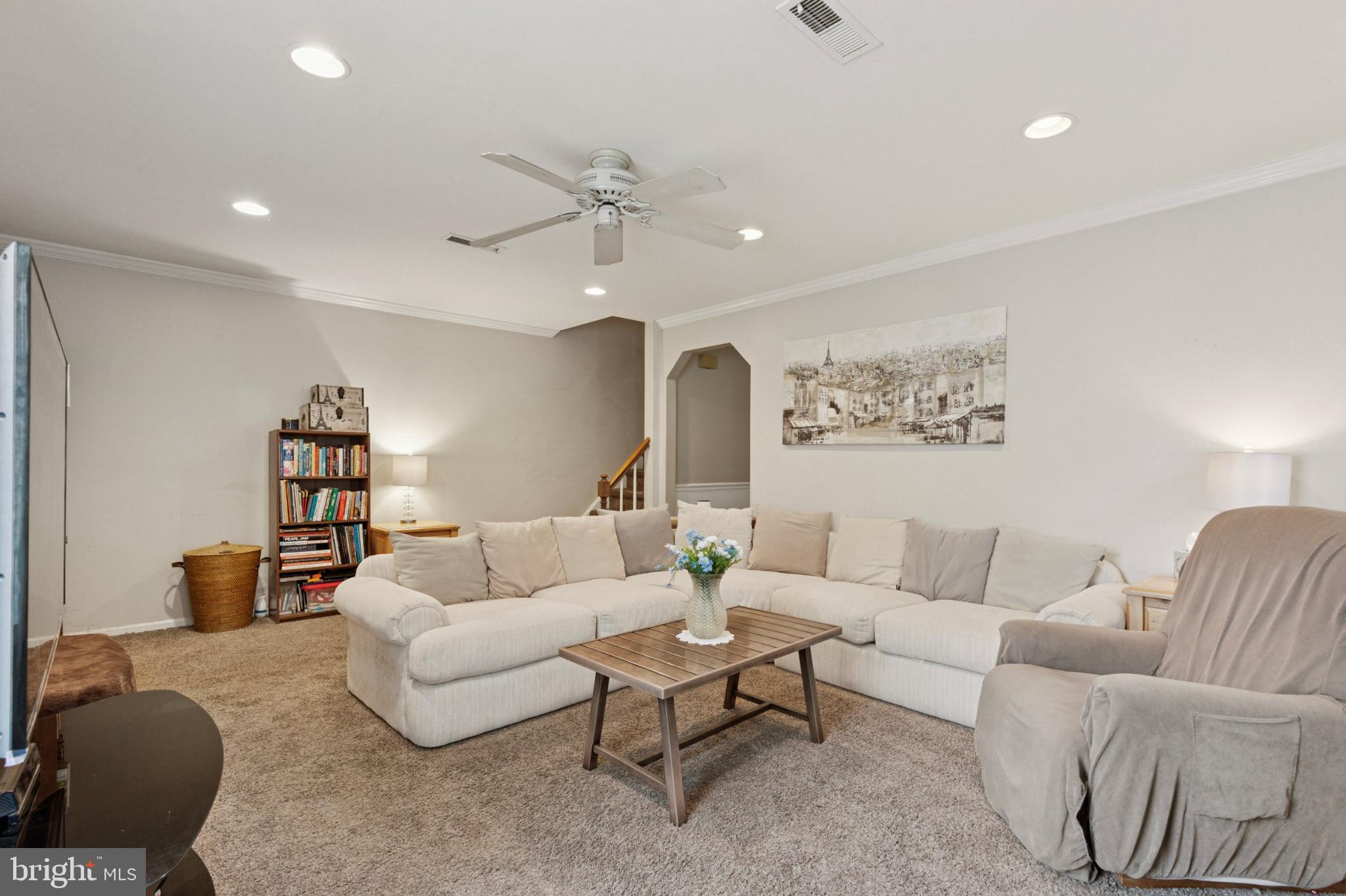 4015 SALEM CIRCLE