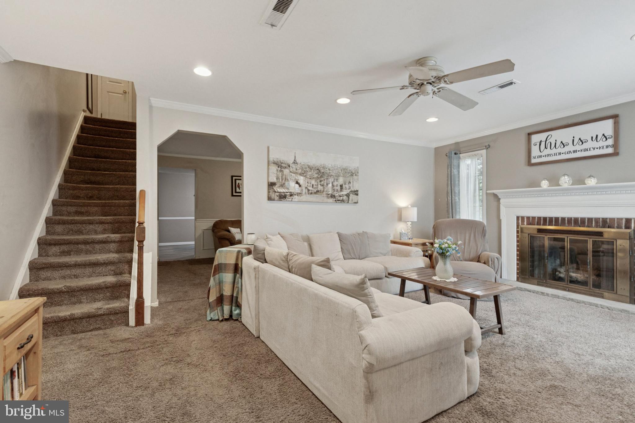 4015 SALEM CIRCLE