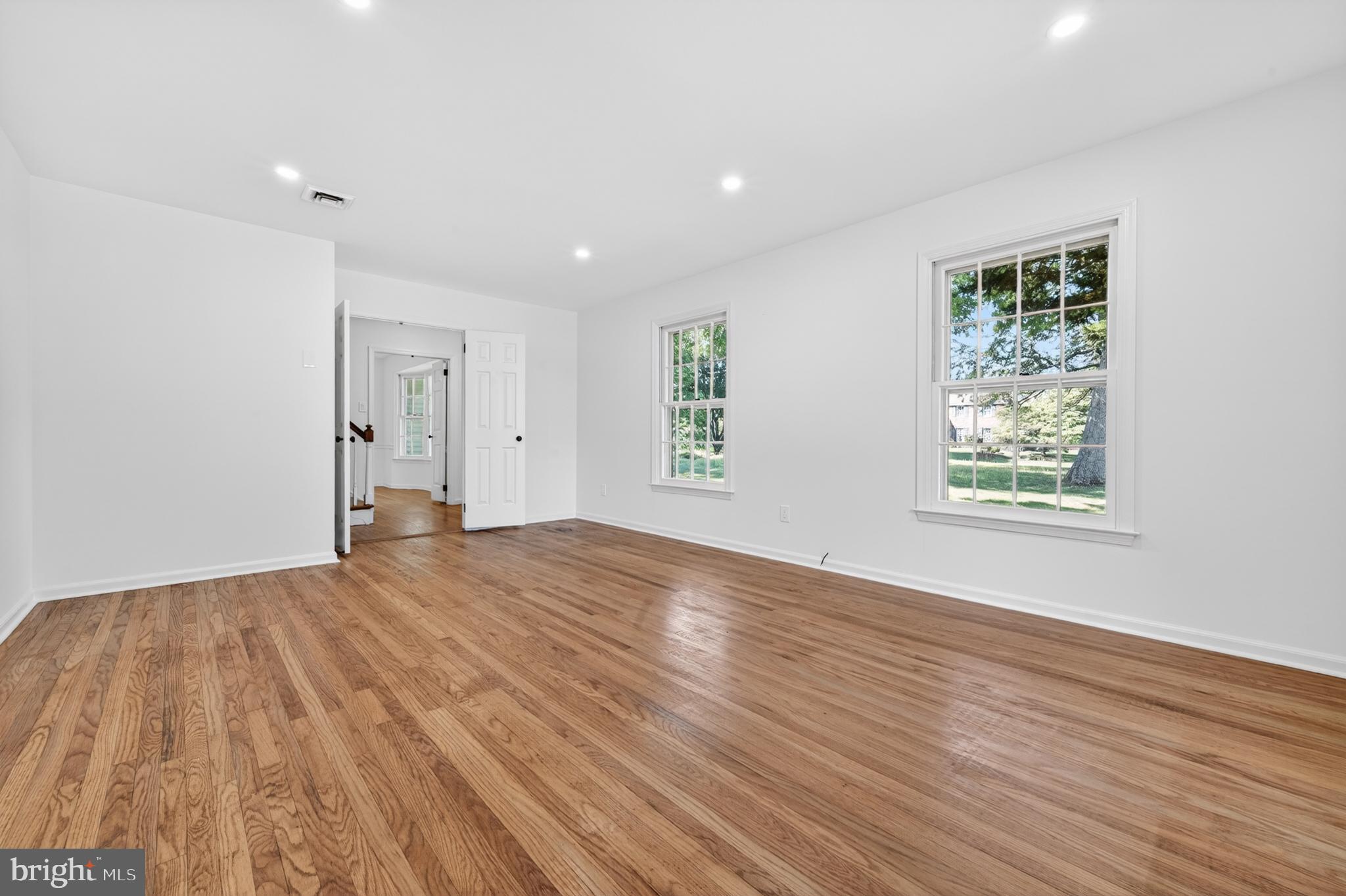 BROOKLANDS - Residential