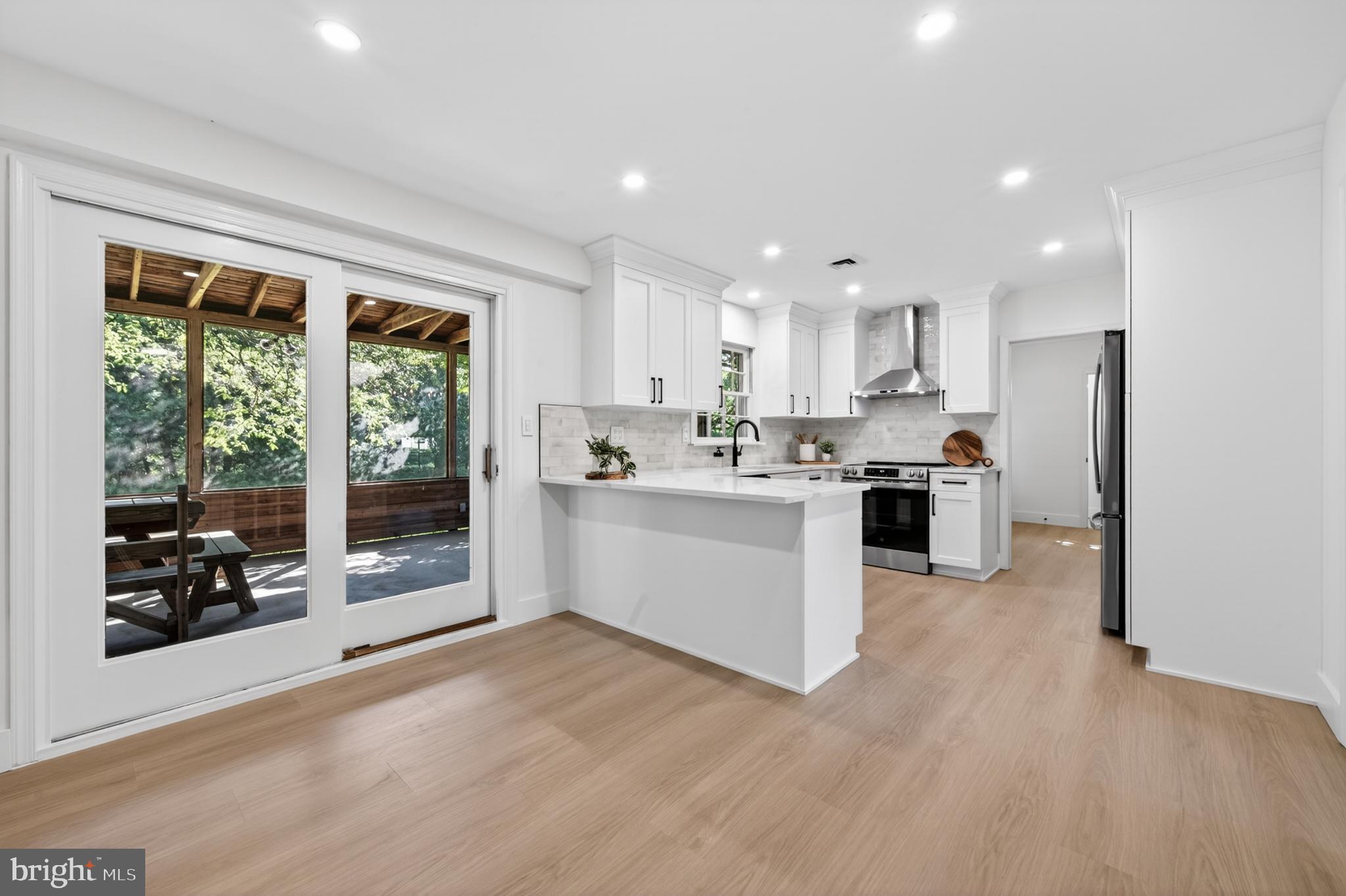 21 COLLEGEVIEW DRIVE