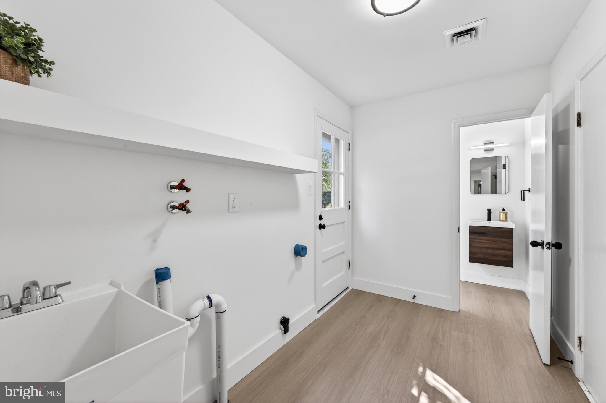 BROOKLANDS - Residential