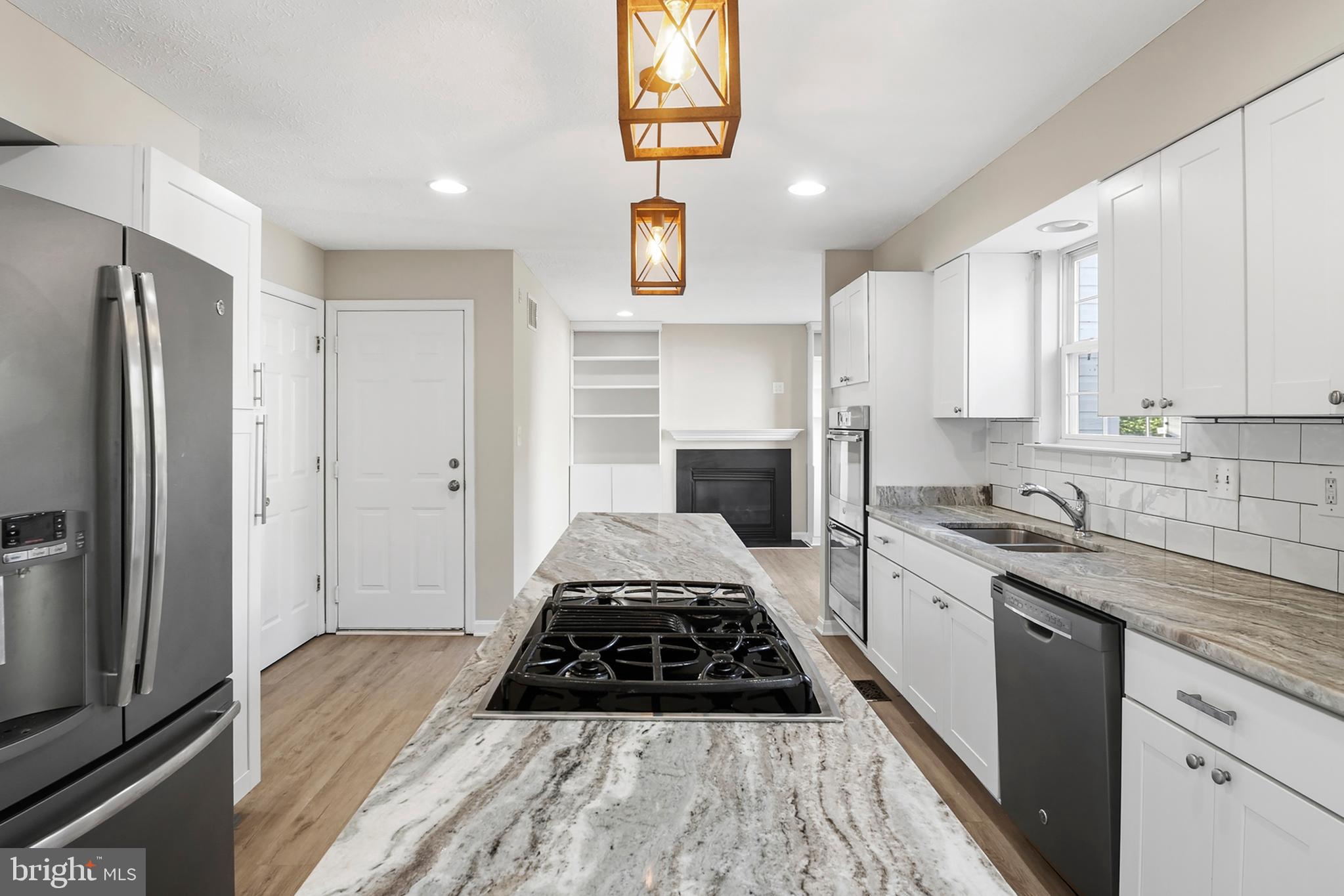 LONG BAR HARBOR - Residential