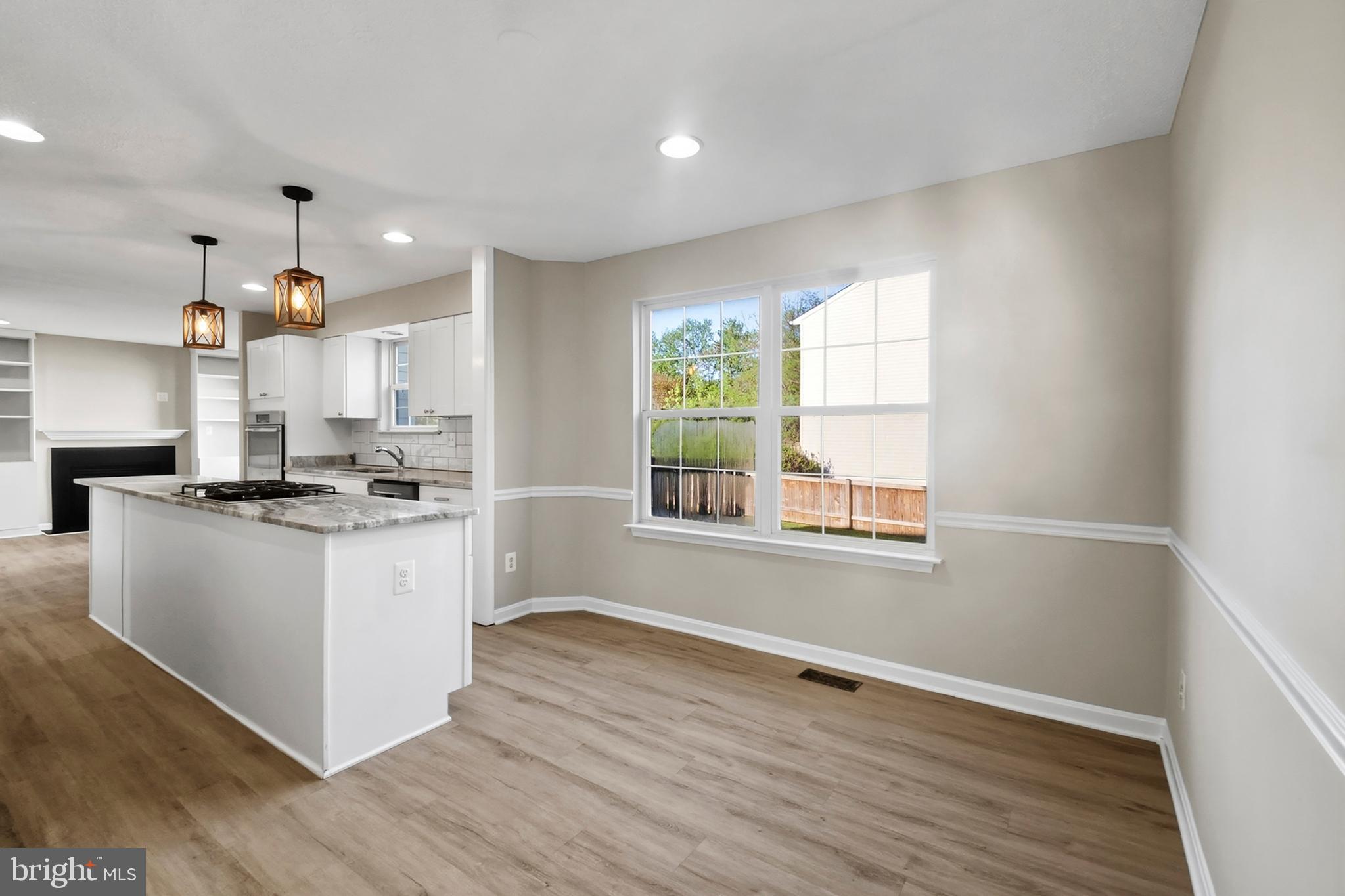 LONG BAR HARBOR - Residential