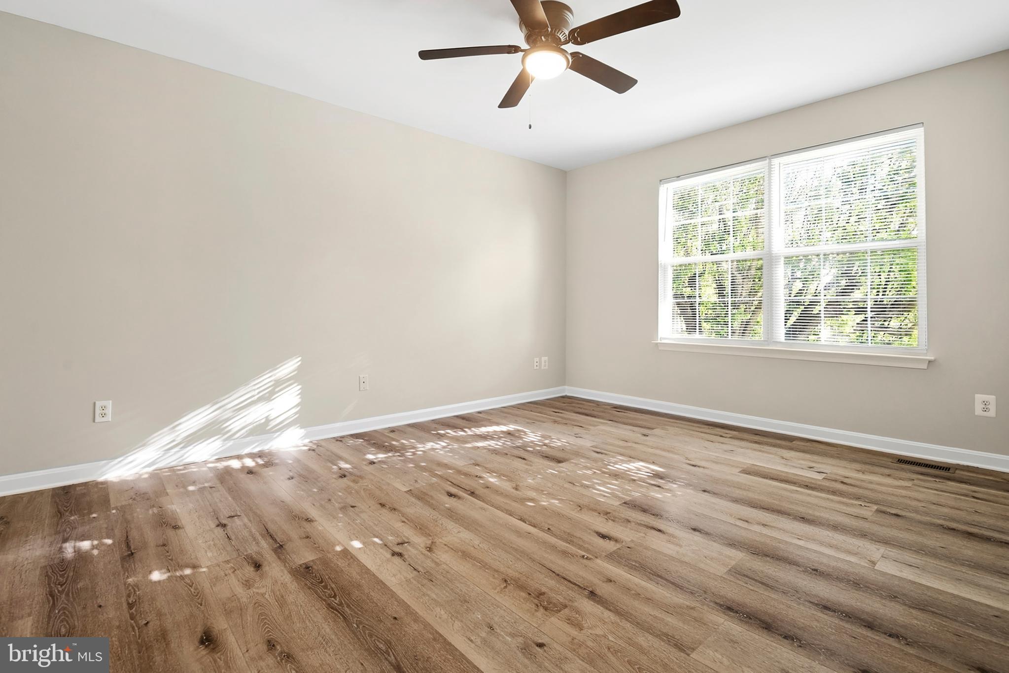 LONG BAR HARBOR - Residential