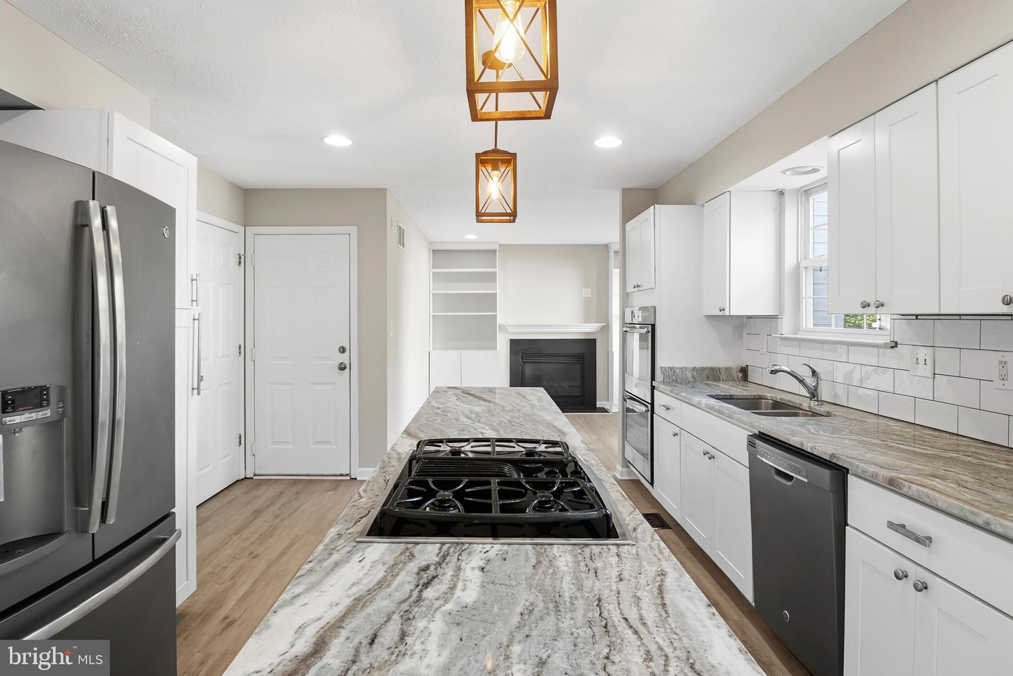 LONG BAR HARBOR - Residential