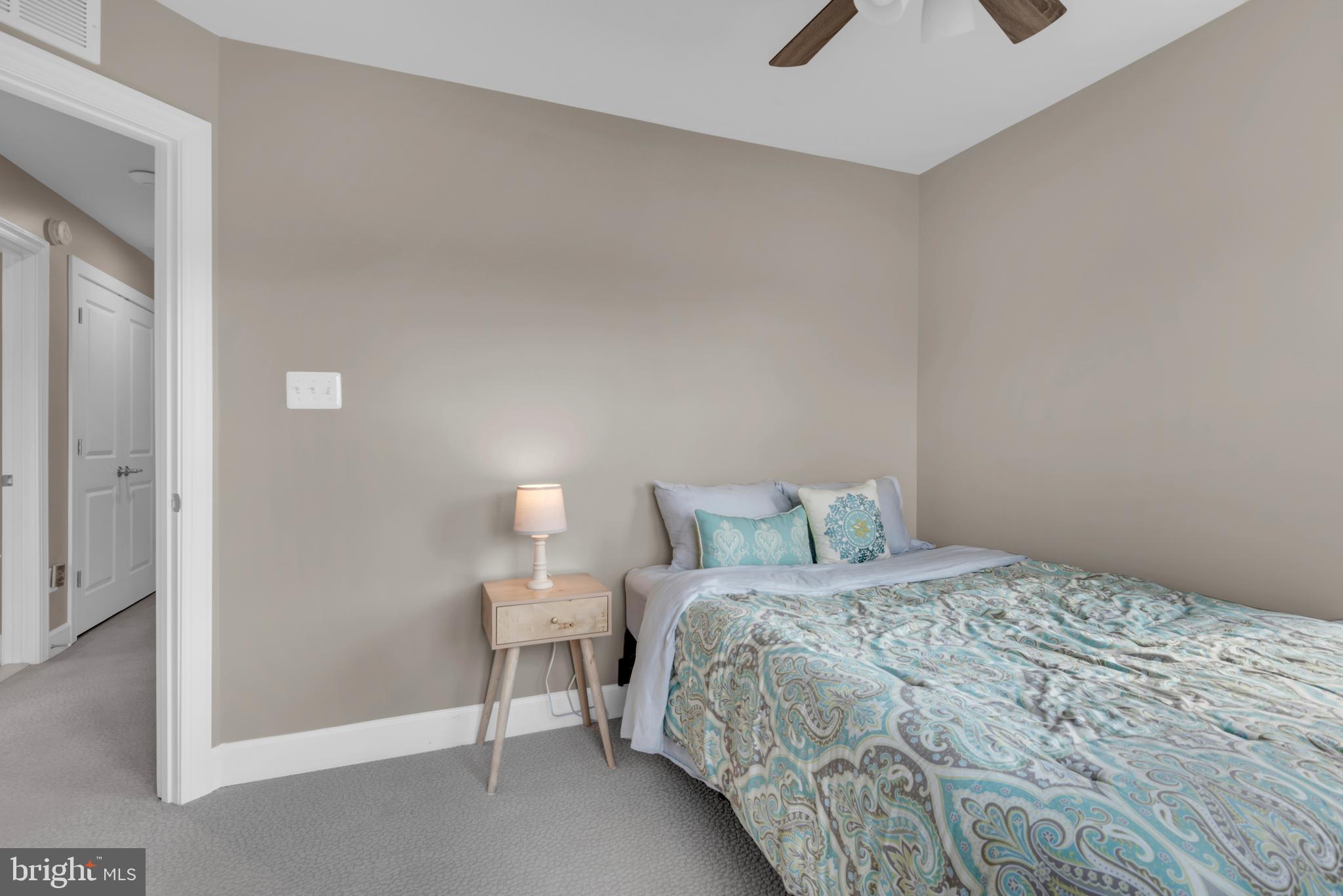 HAMILTON PARK - Residential