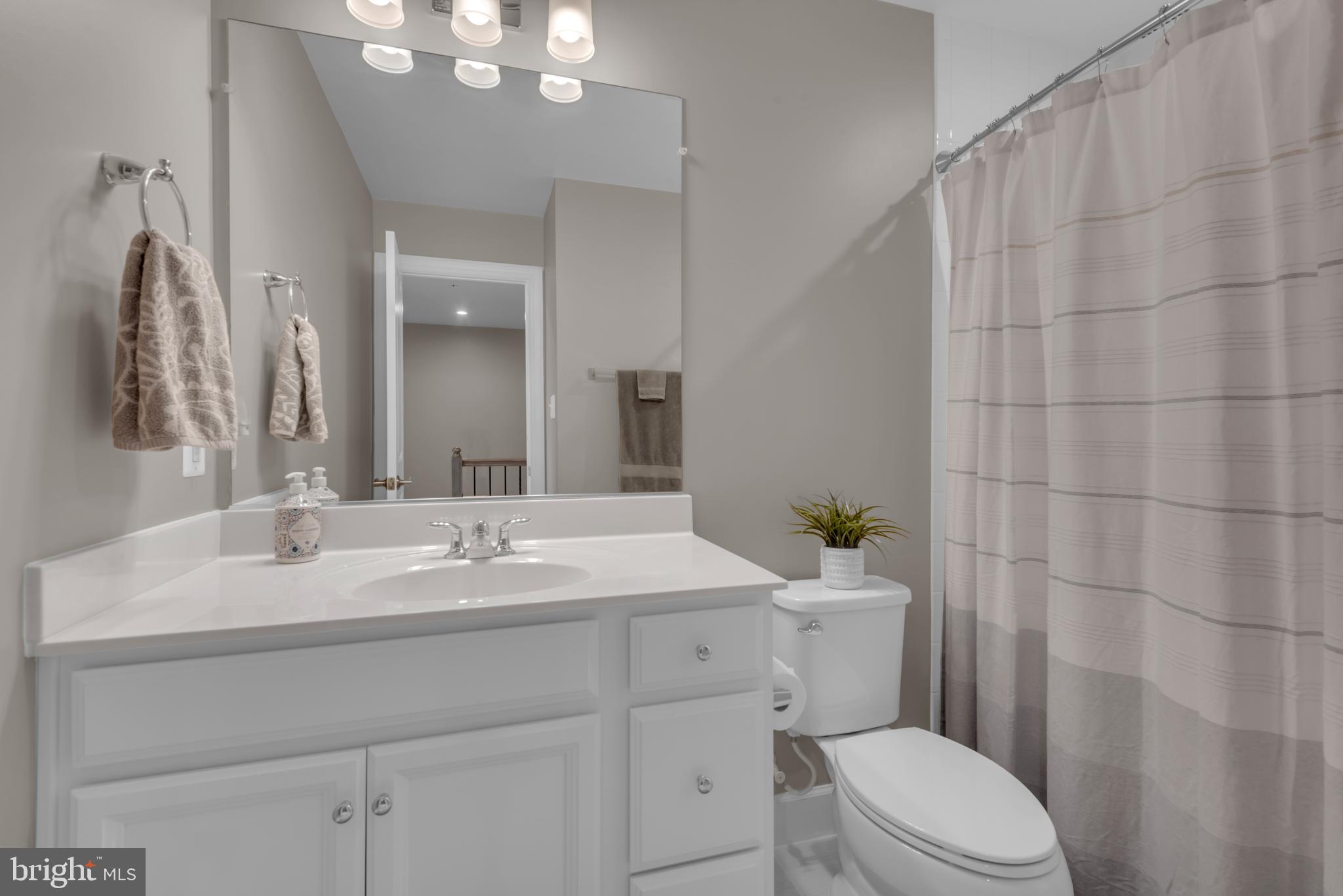 HAMILTON PARK - Residential