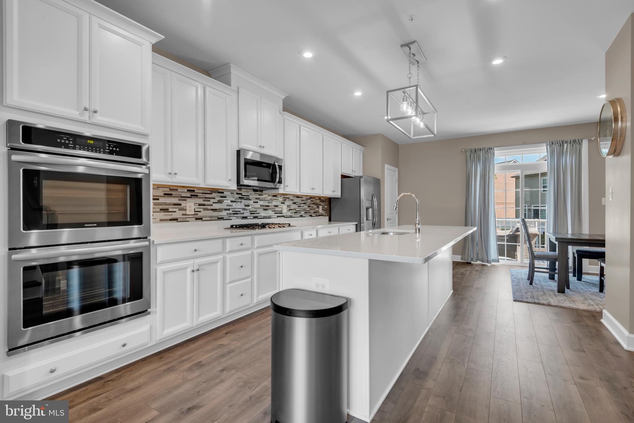 HAMILTON PARK - Residential