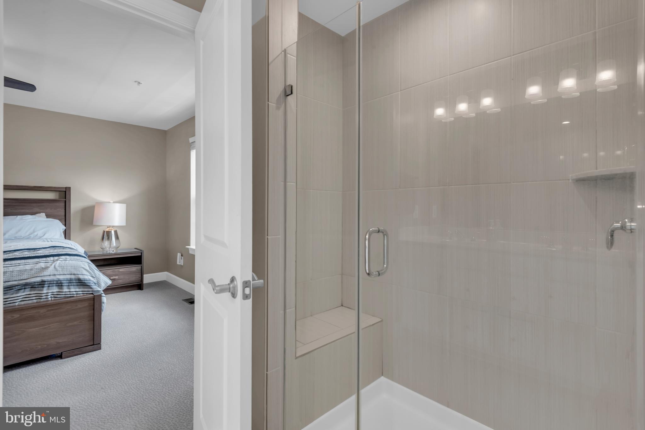 HAMILTON PARK - Residential