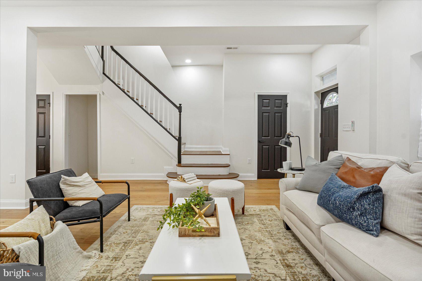 MONDAWMIN - Residential