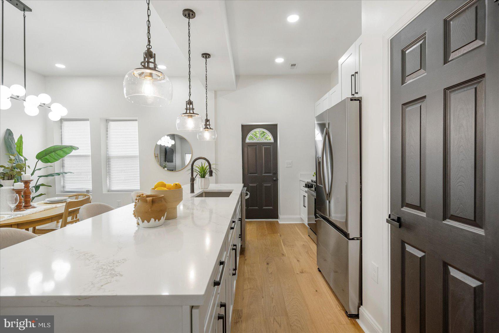 MONDAWMIN - Residential