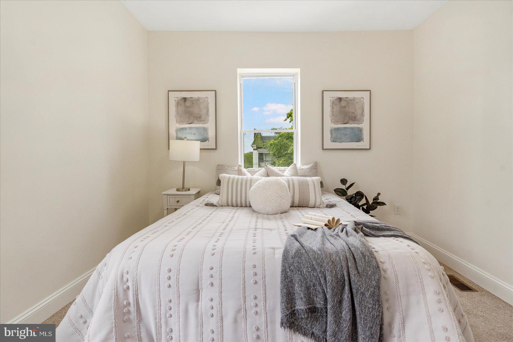 MONDAWMIN - Residential