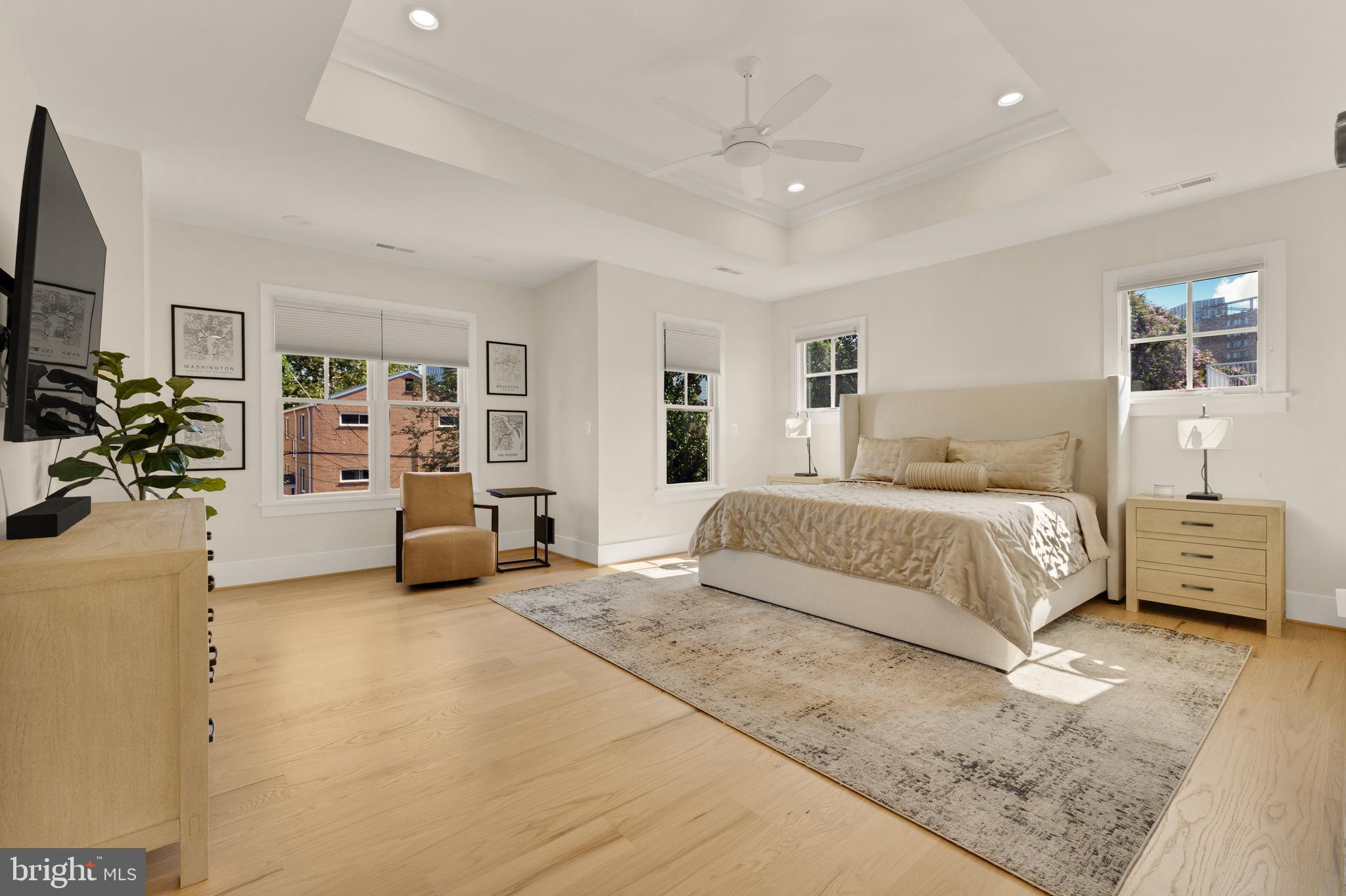 ADDISON HEIGHTS - Residential