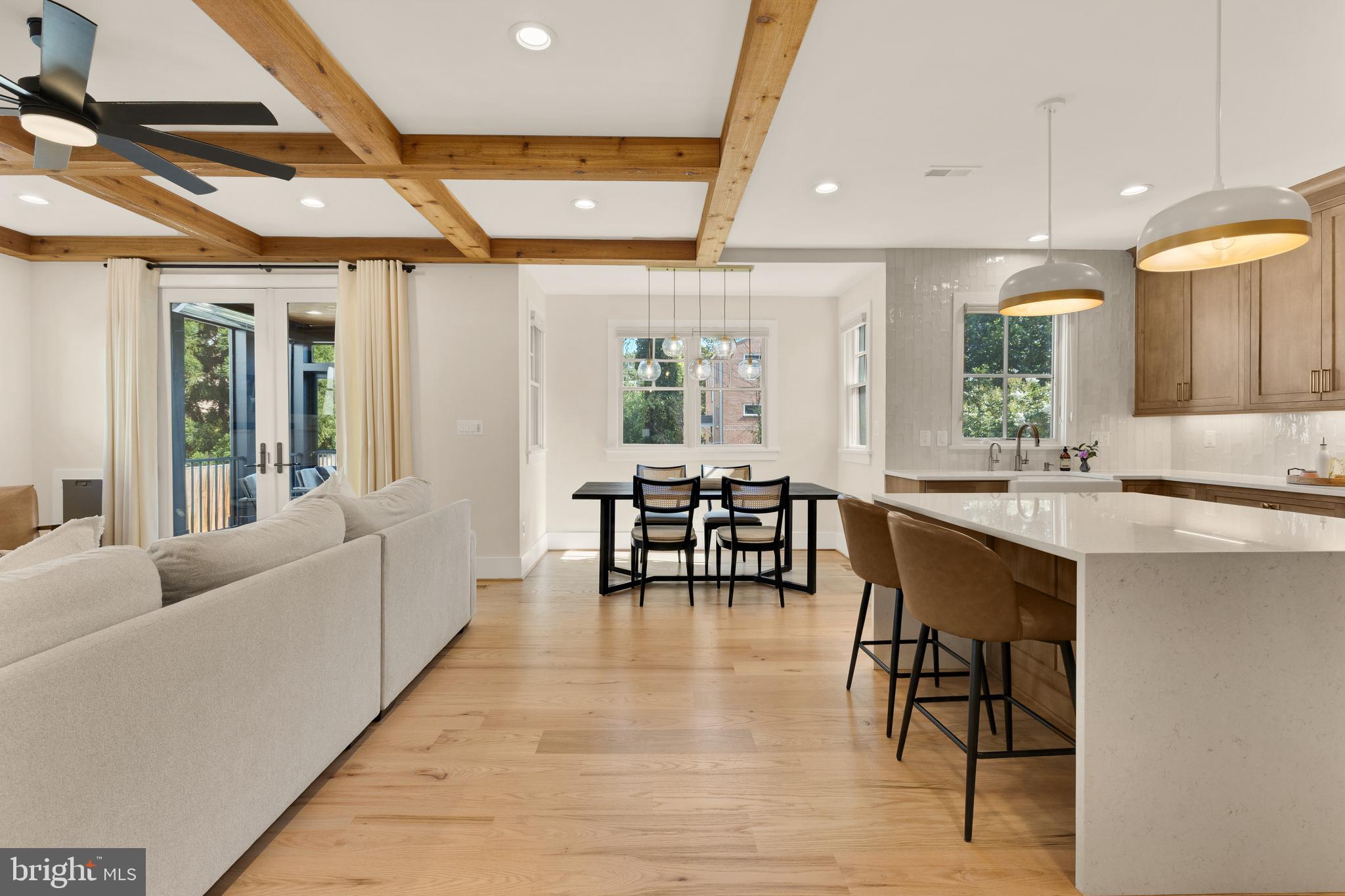 ADDISON HEIGHTS - Residential