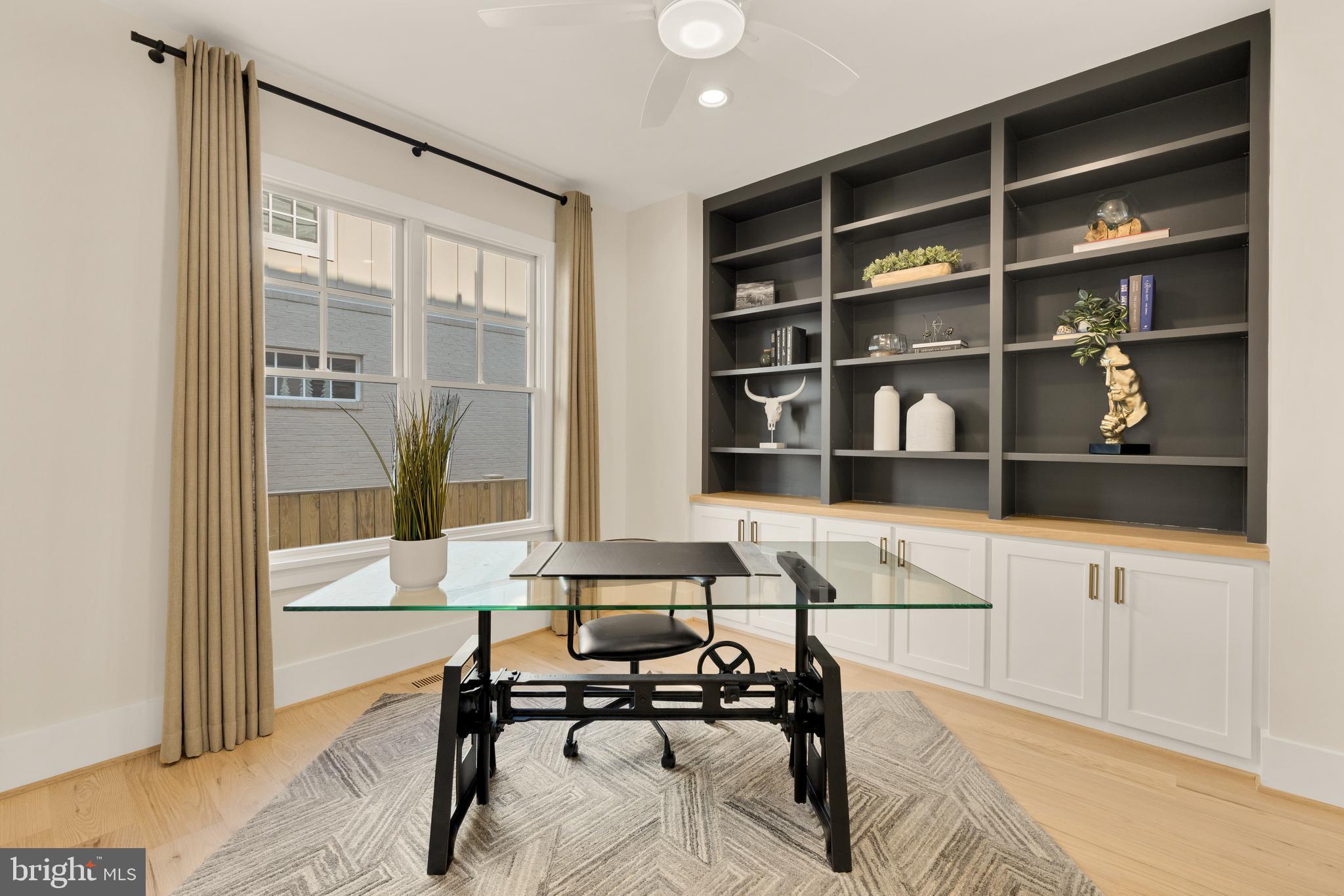 ADDISON HEIGHTS - Residential