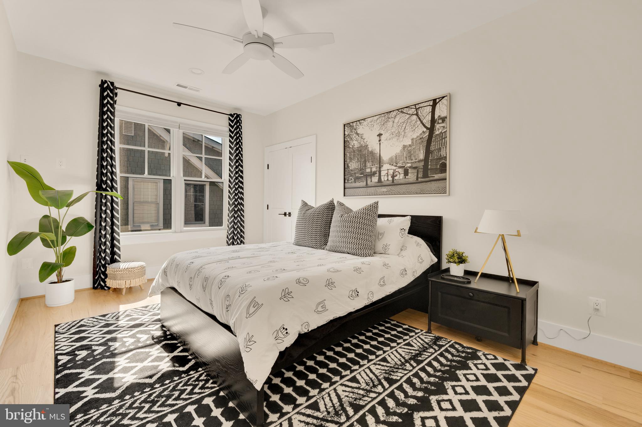 ADDISON HEIGHTS - Residential