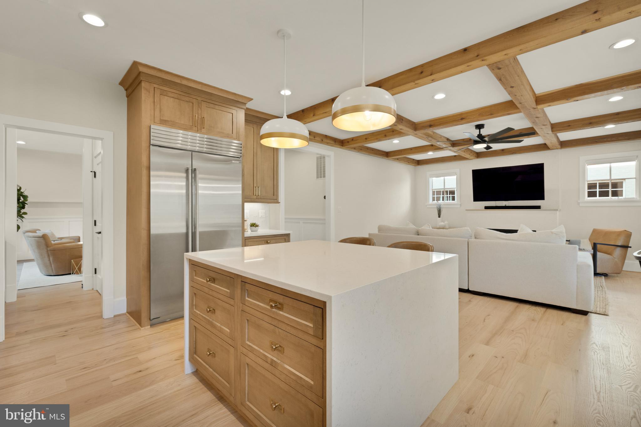 ADDISON HEIGHTS - Residential