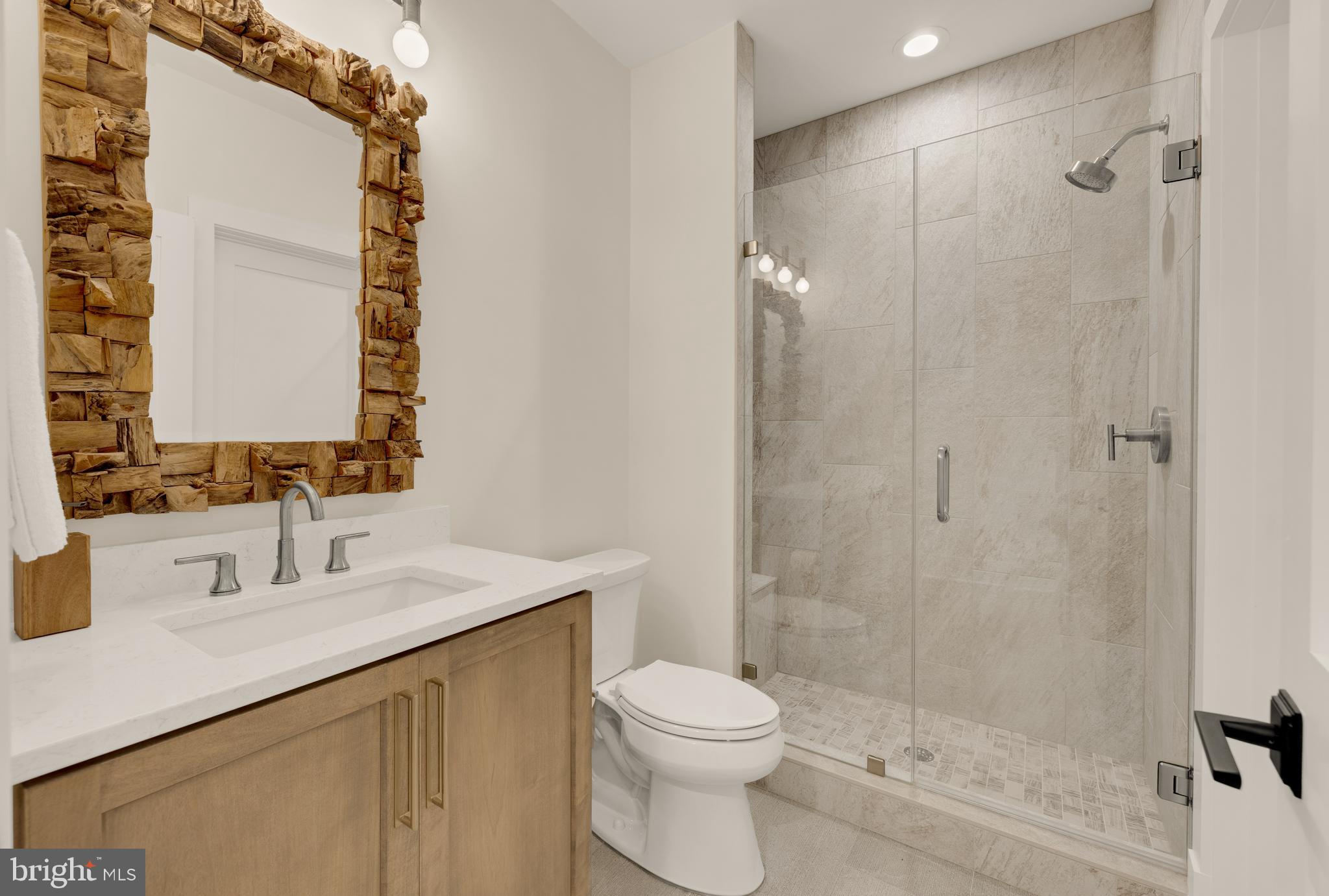 ADDISON HEIGHTS - Residential