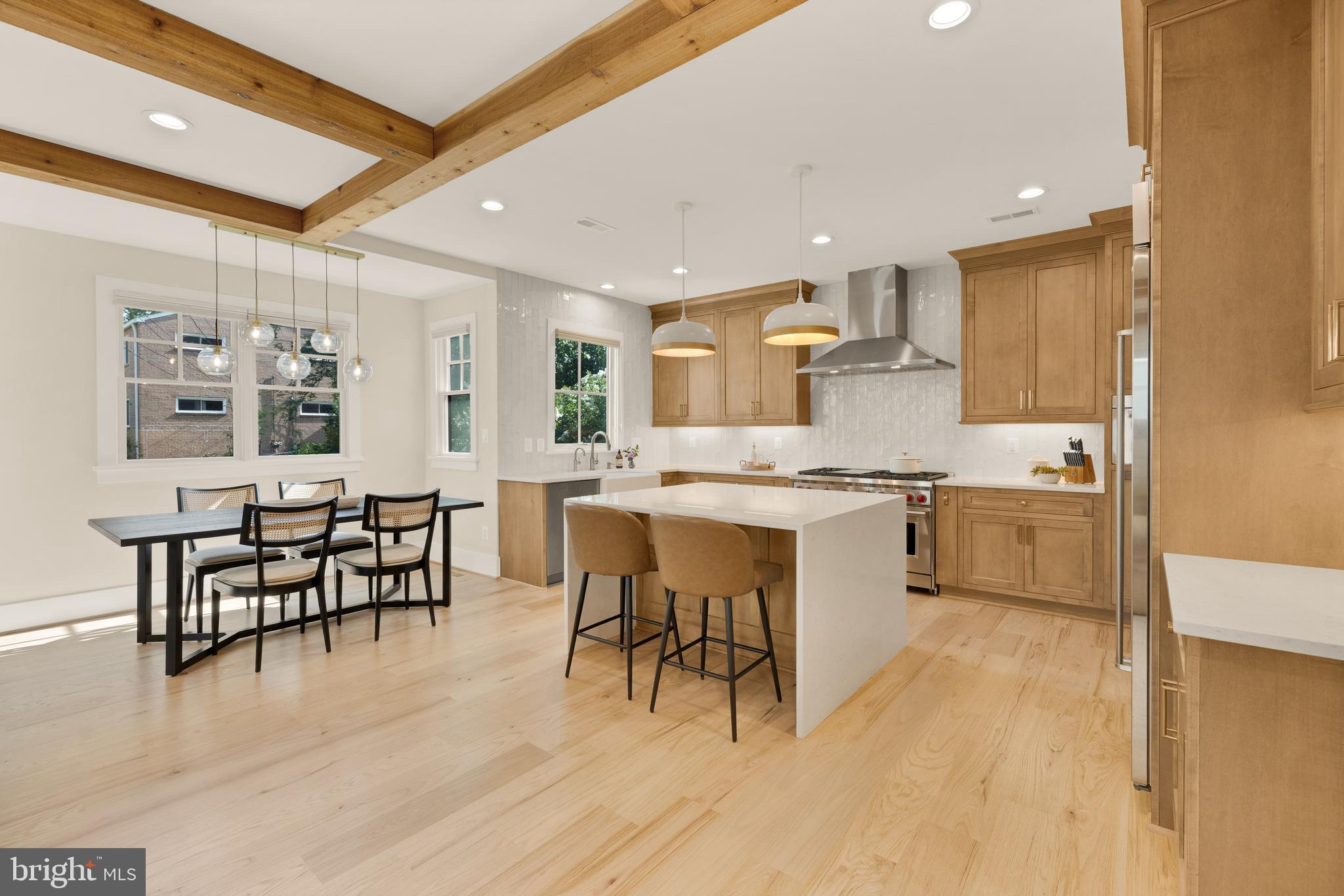 ADDISON HEIGHTS - Residential